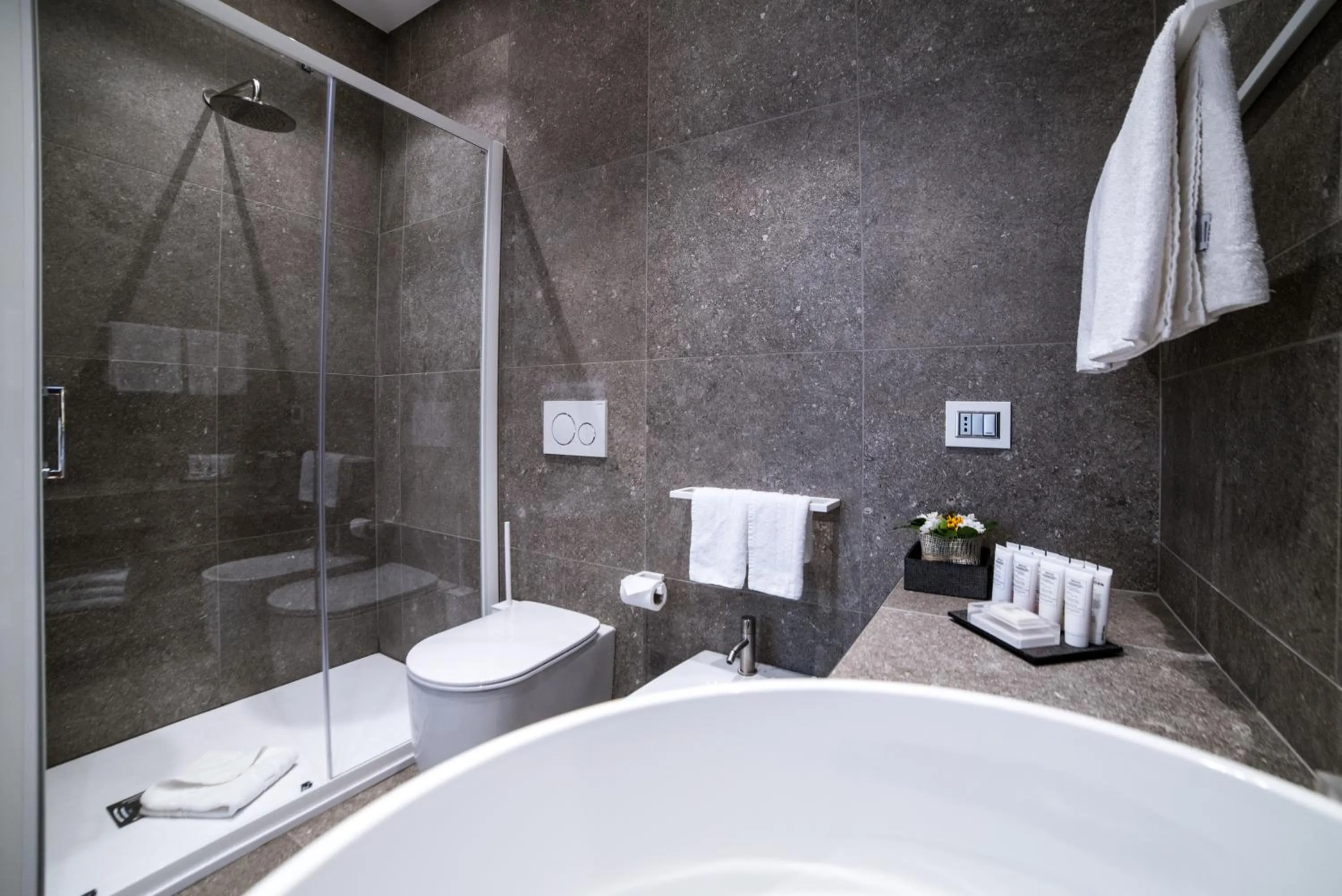 Shower in Youroom Carrozze