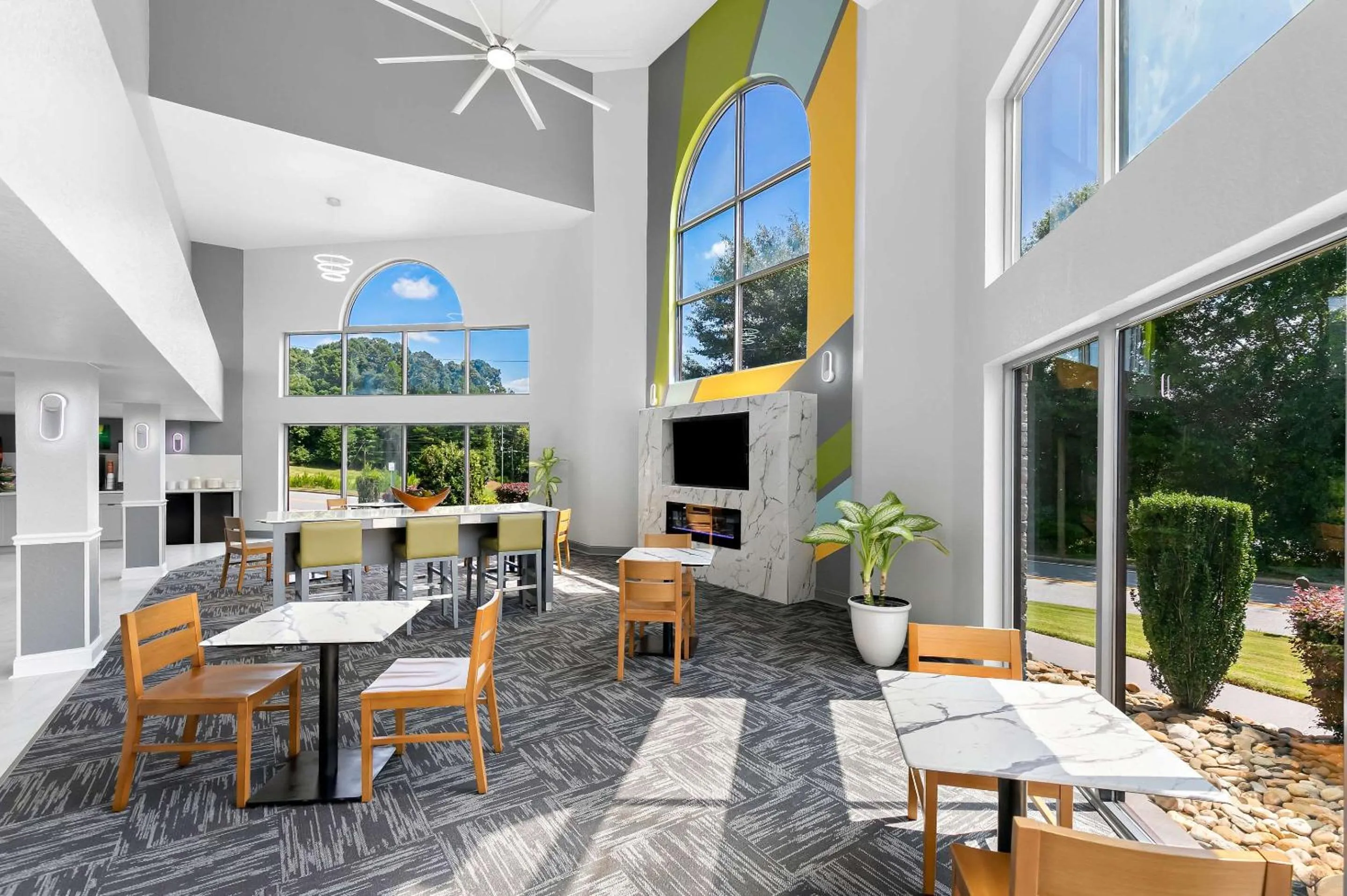 Lobby or reception in Quality Inn Commerce at I-85