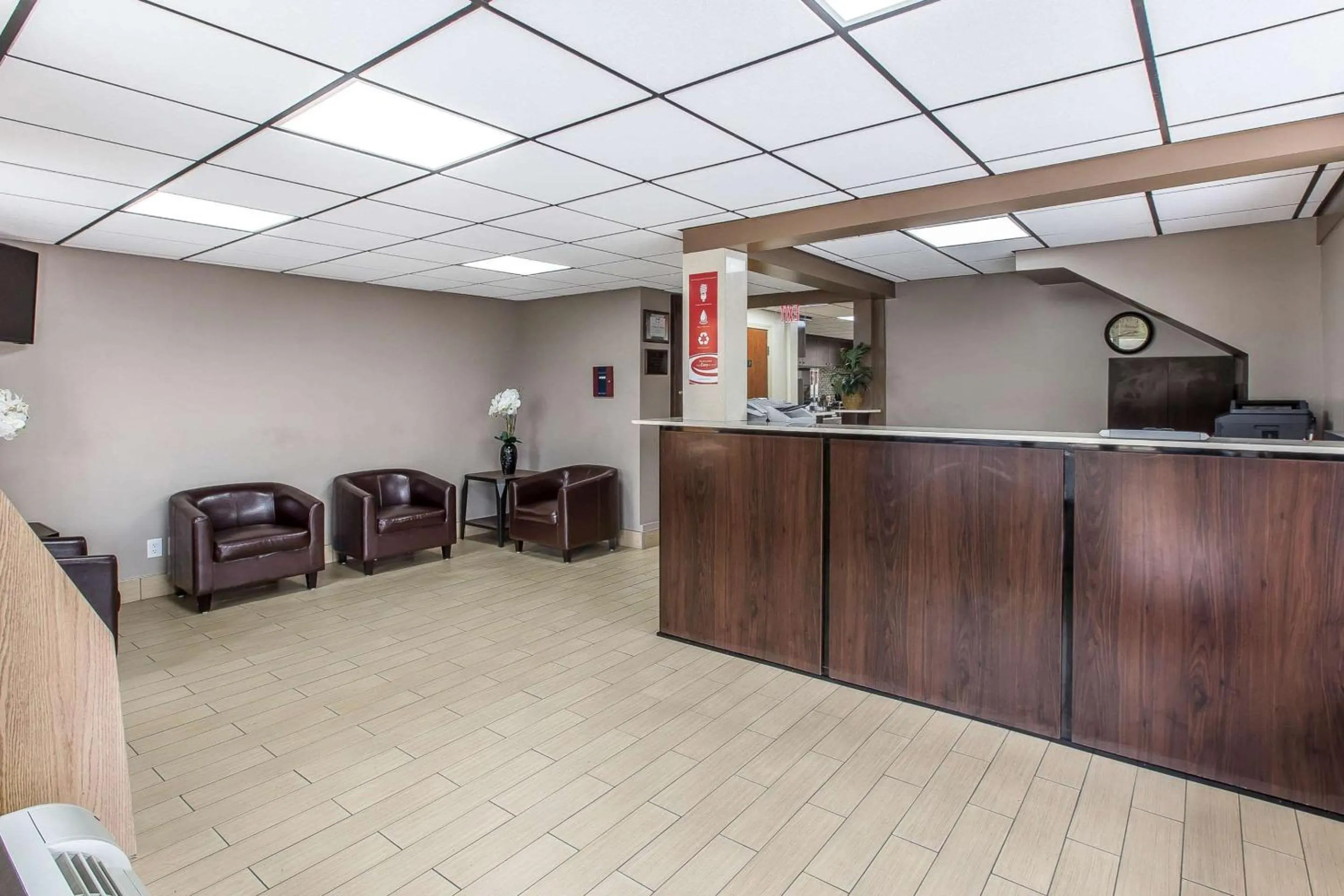 Lobby or reception in Econo Lodge Savannah Midtown