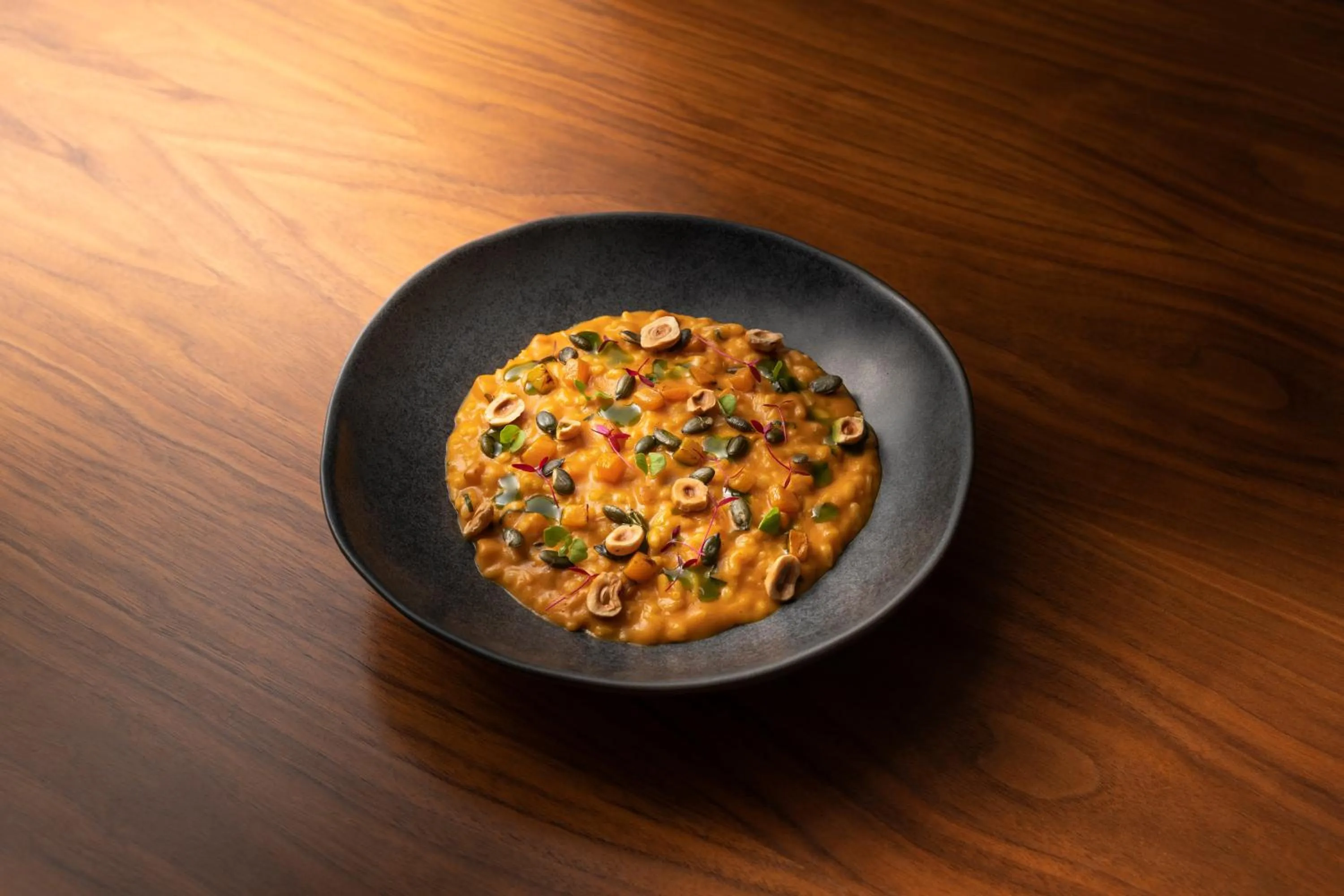 Restaurant/places to eat in PortoBay Flores