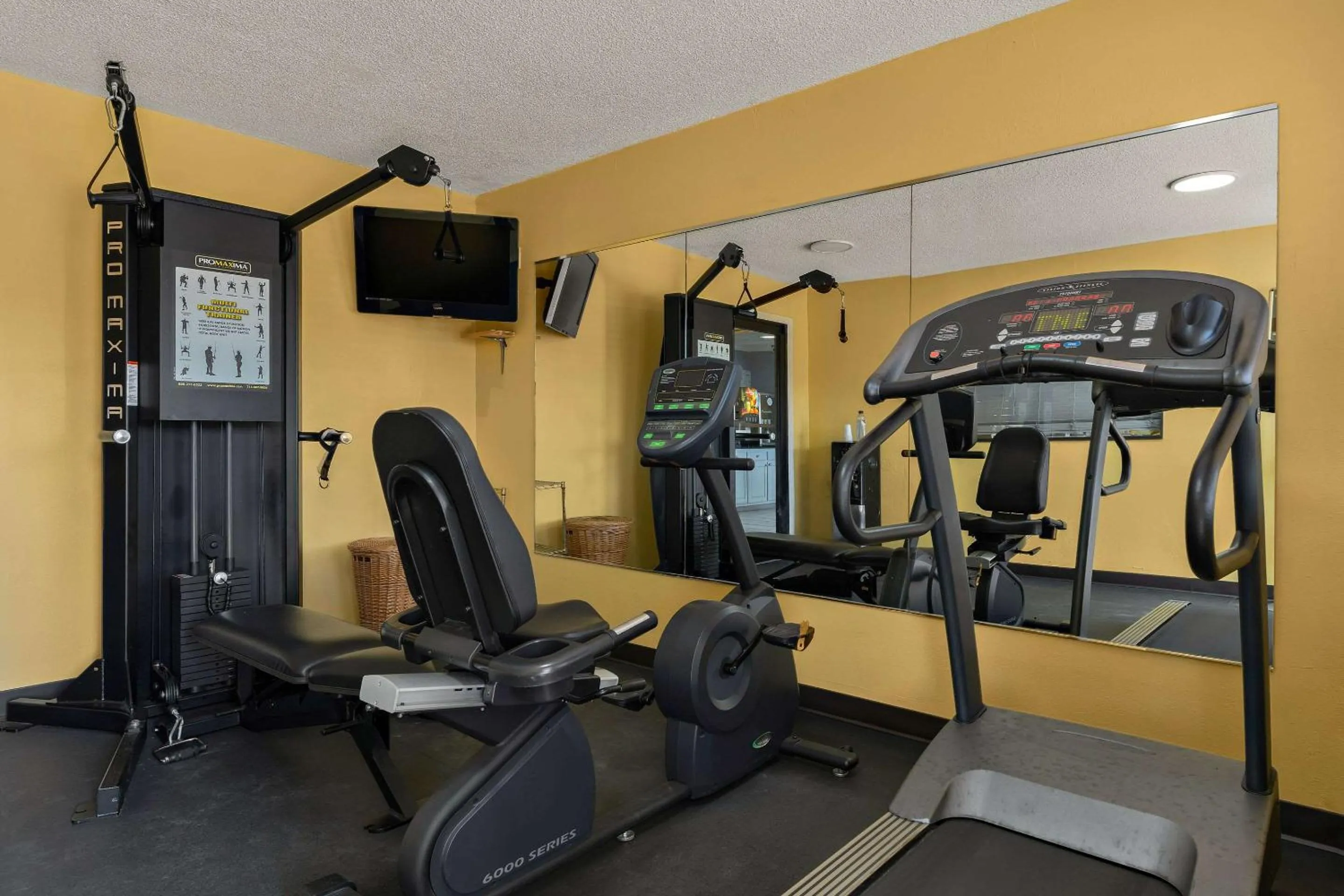 Fitness centre/facilities in Quality Inn & Suites Dublin