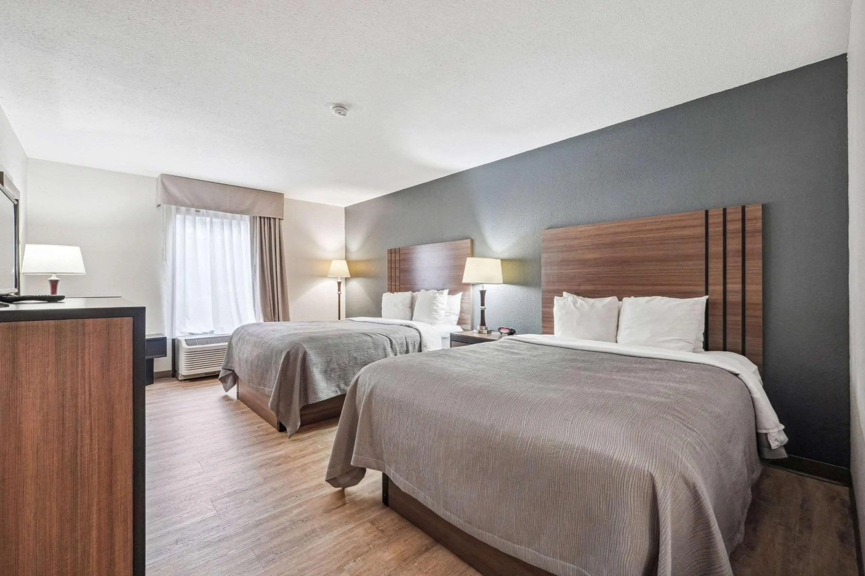 Bedroom, Bed in Quality Inn & Suites Dawsonville