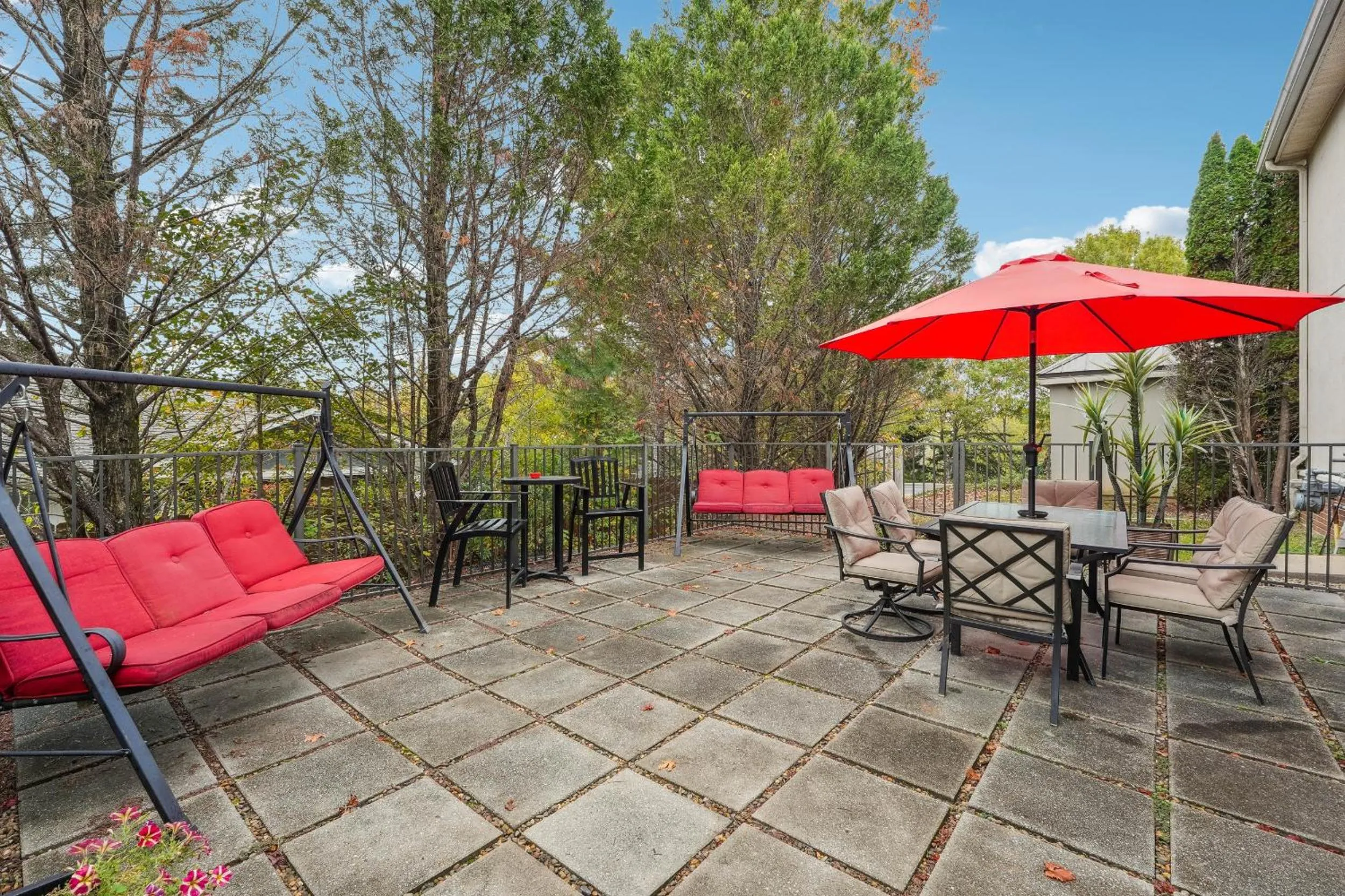 Patio in Quality Inn & Suites Dawsonville