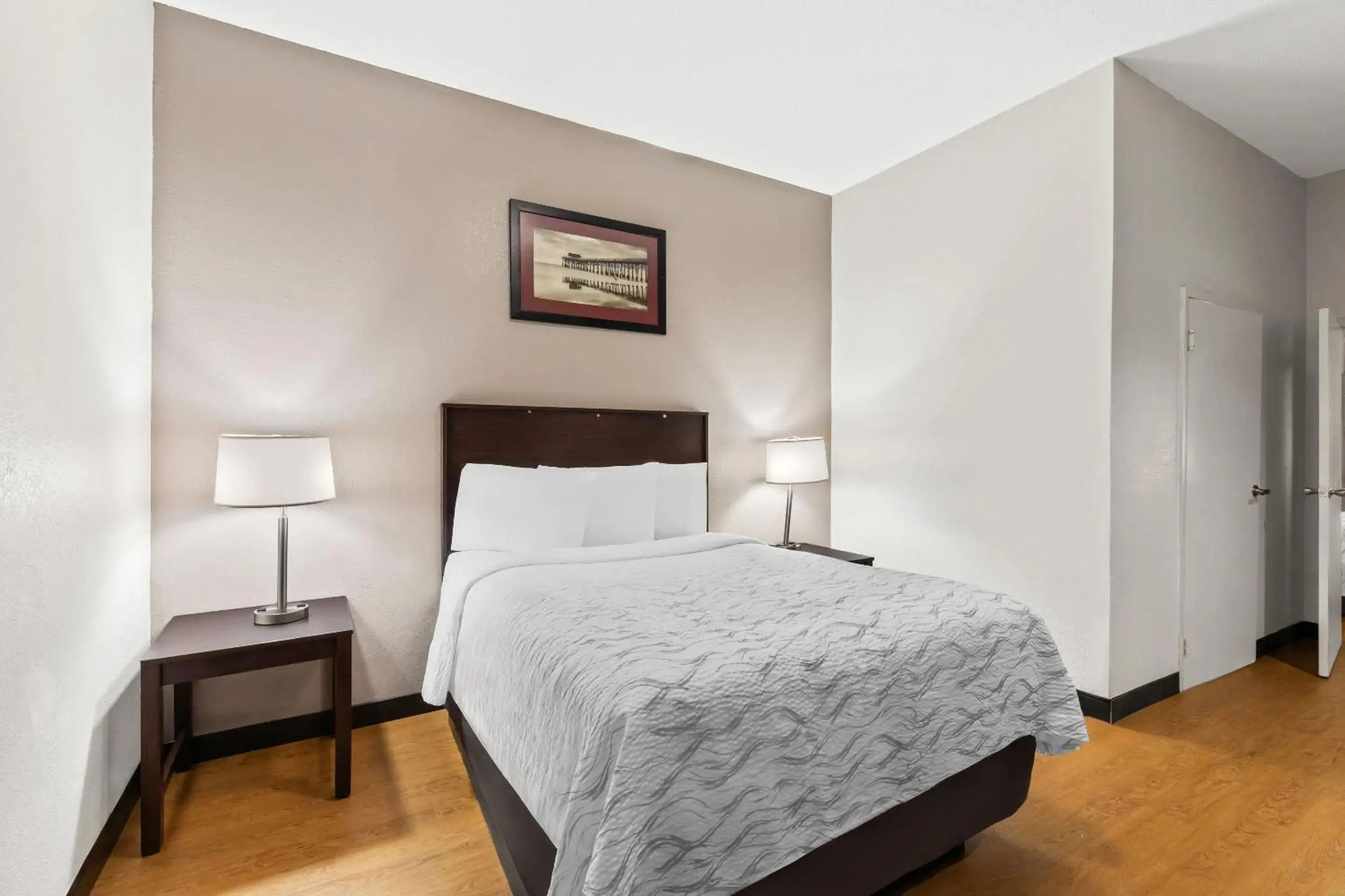 Superior with One King Bed & One Queen Bed Smoke Free in Red Roof PLUS+ & Suites Atlanta Airport South Superior with One King Bed & One Queen Bed Smoke Free in Red Roof PLUS+ & Suites Atlanta Airport South