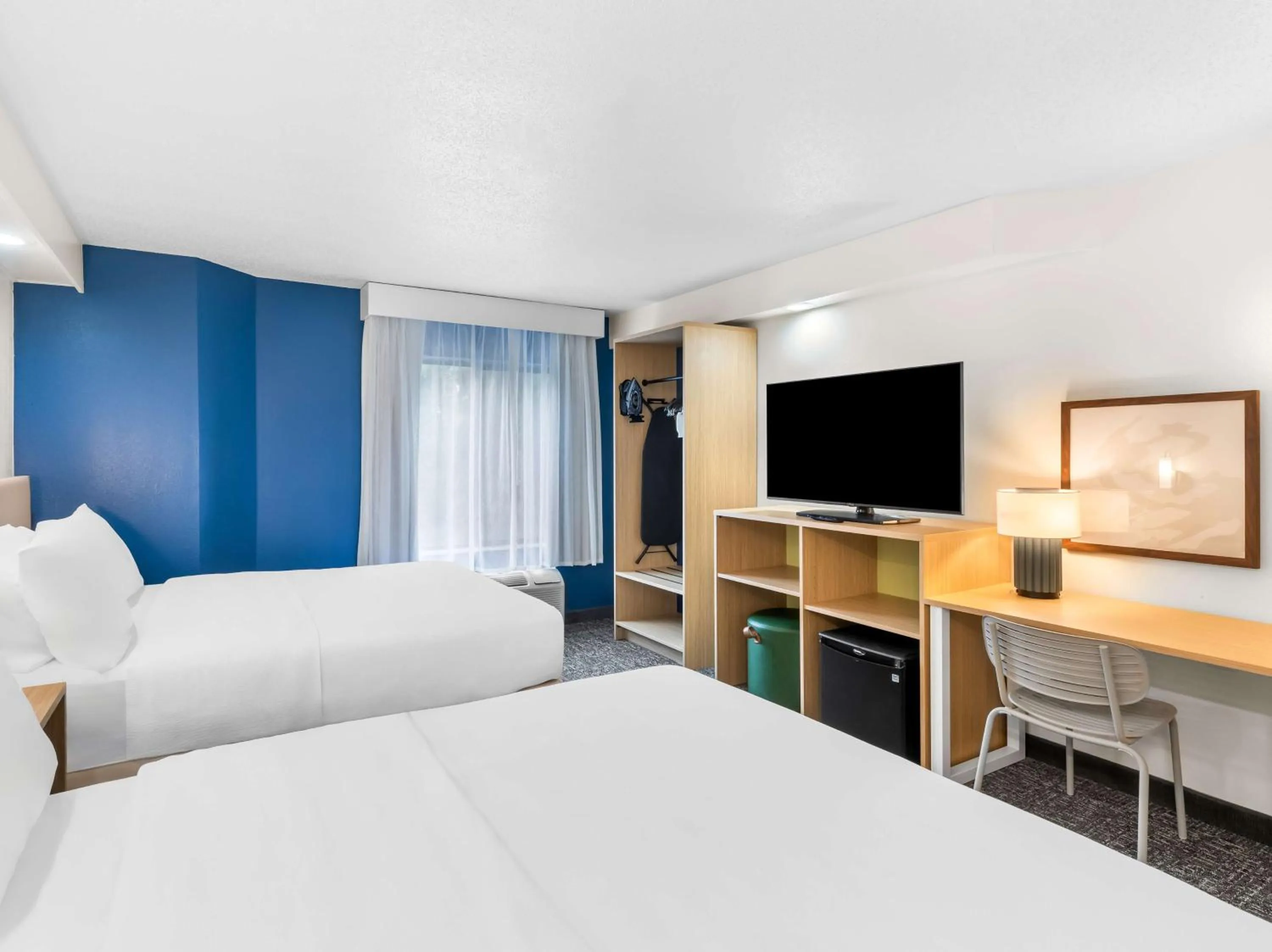 Bed in Spark by Hilton Augusta