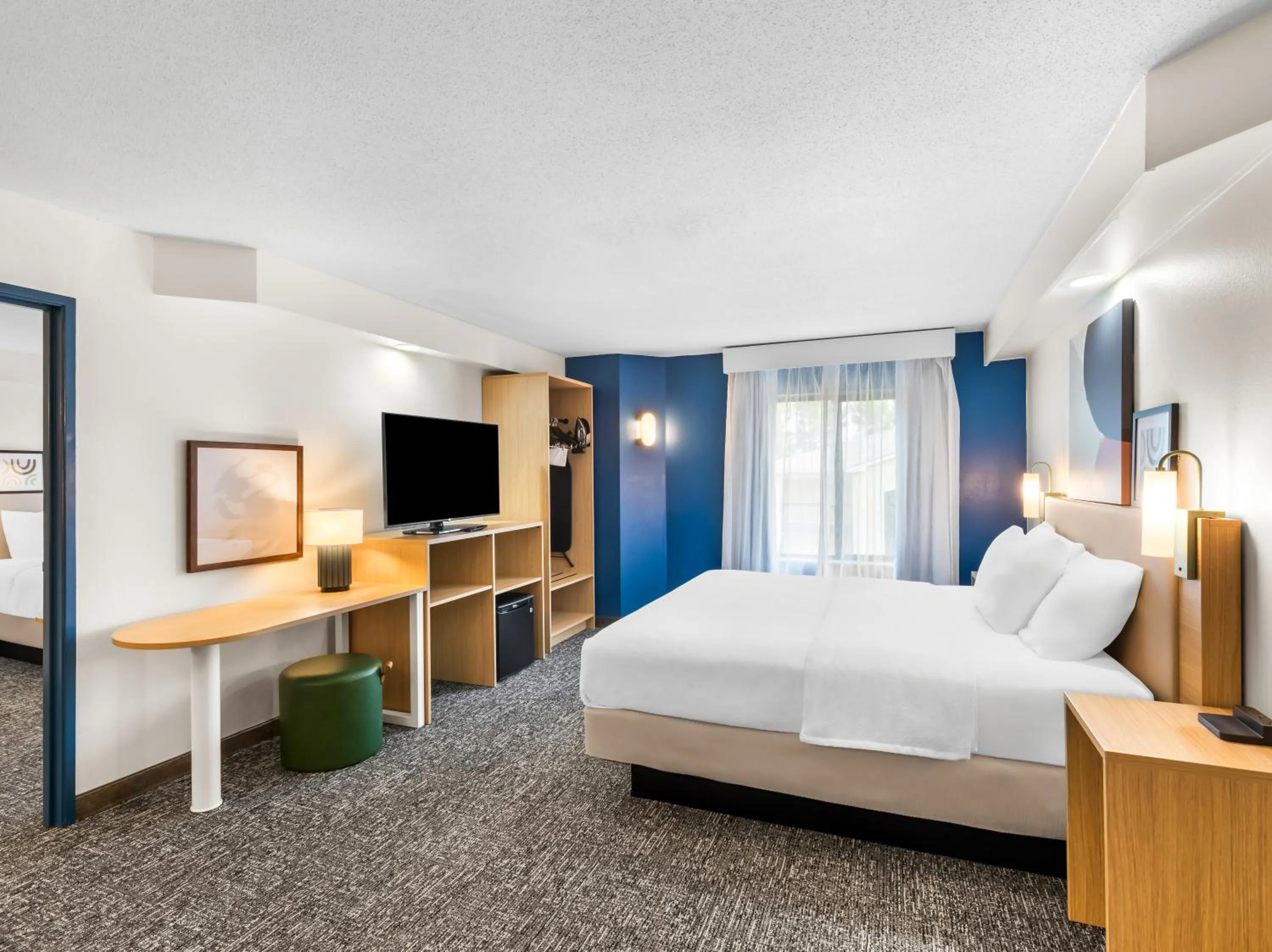 Guests, Bed in Spark by Hilton Augusta