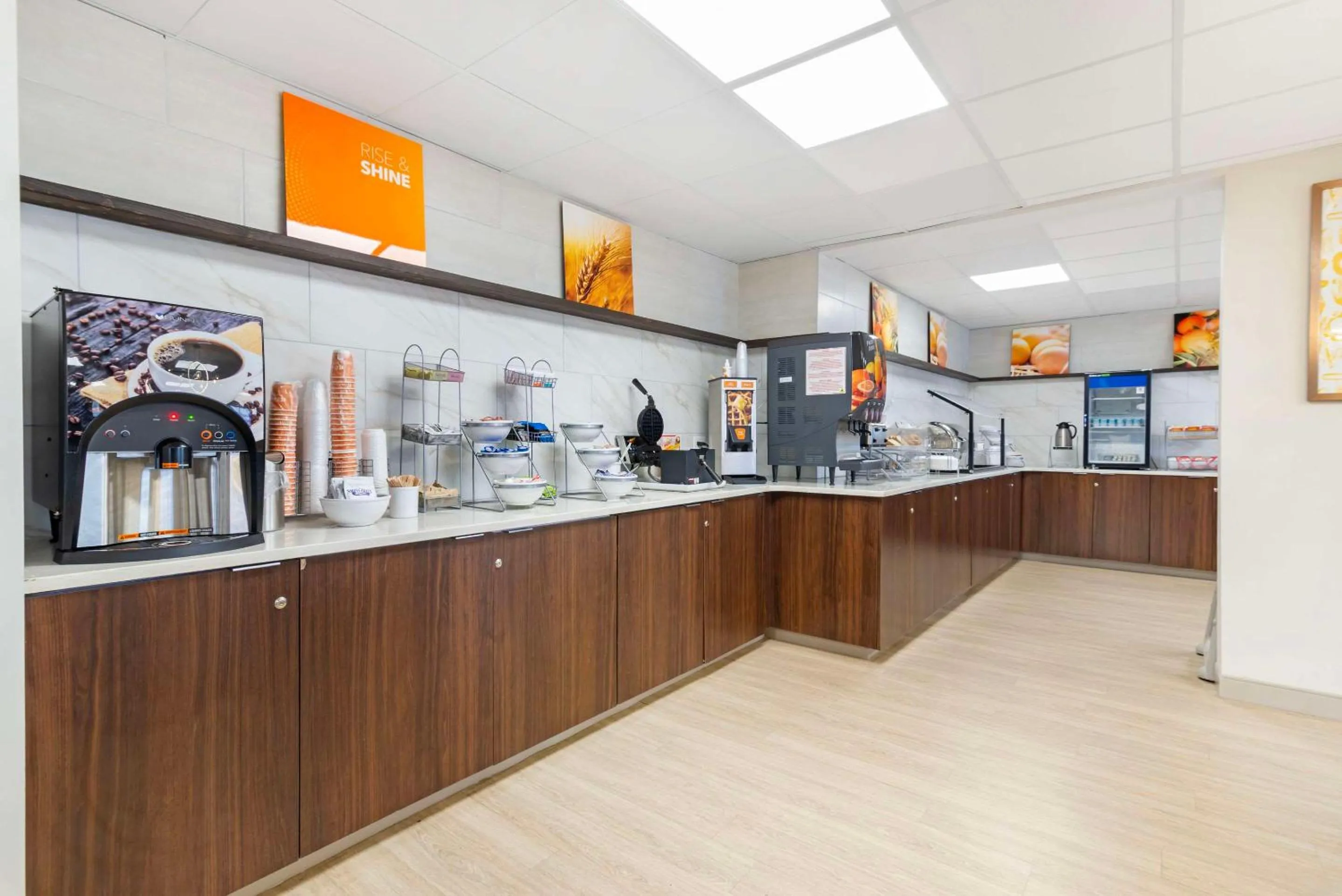 Breakfast in Comfort Suites Northside Hospital Gwinnett