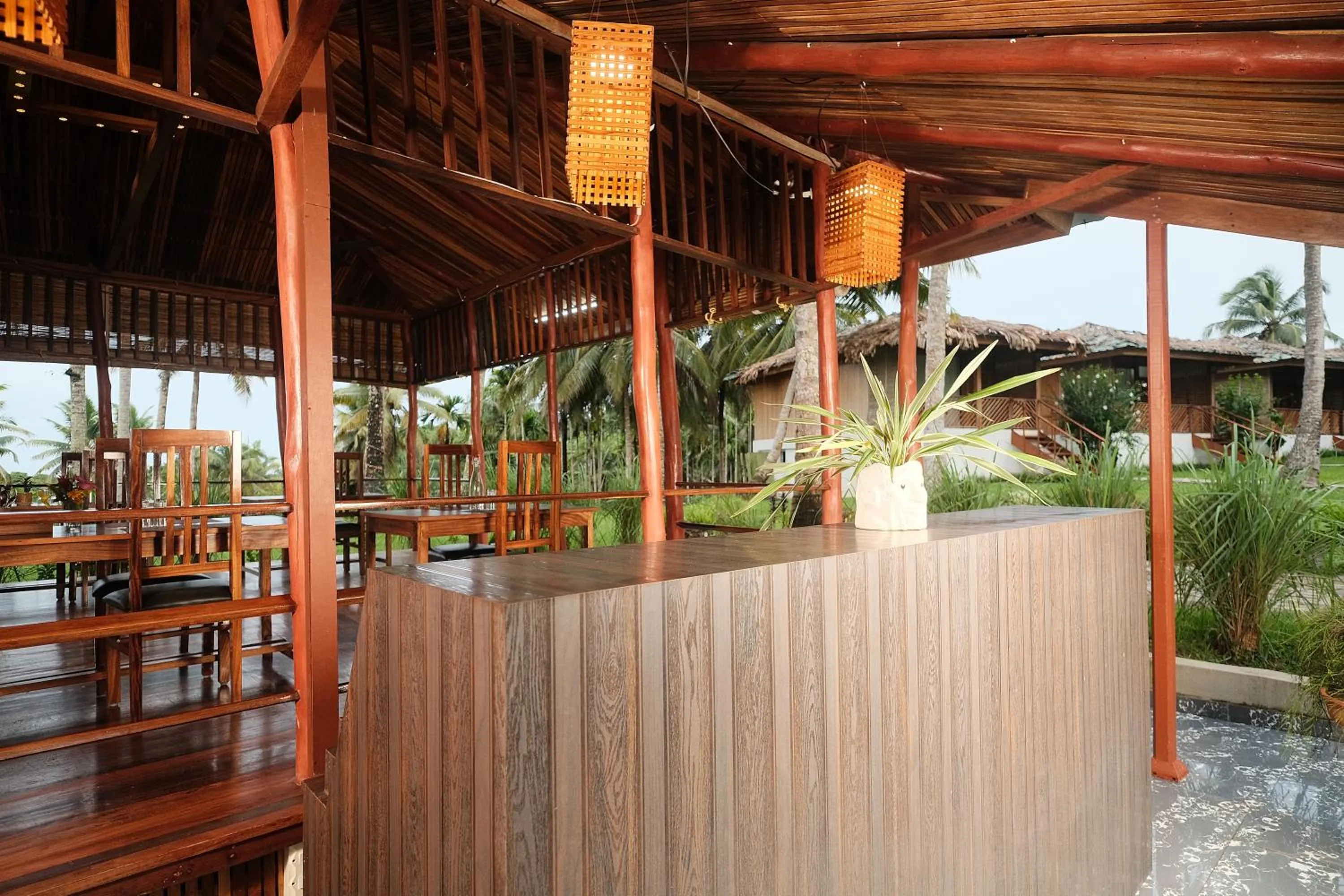 Restaurant/places to eat in Rainforest Resort