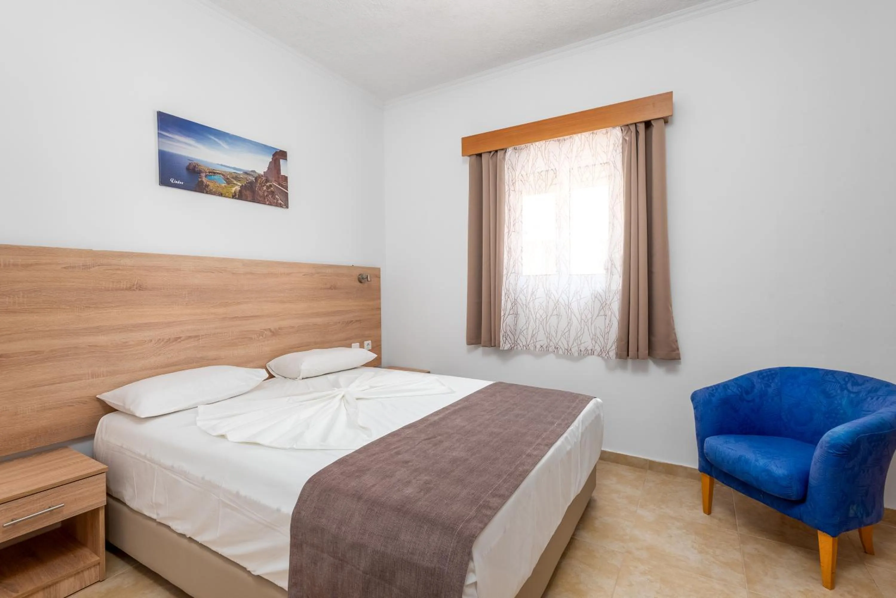 Bedroom, Bed in Paradise Garden