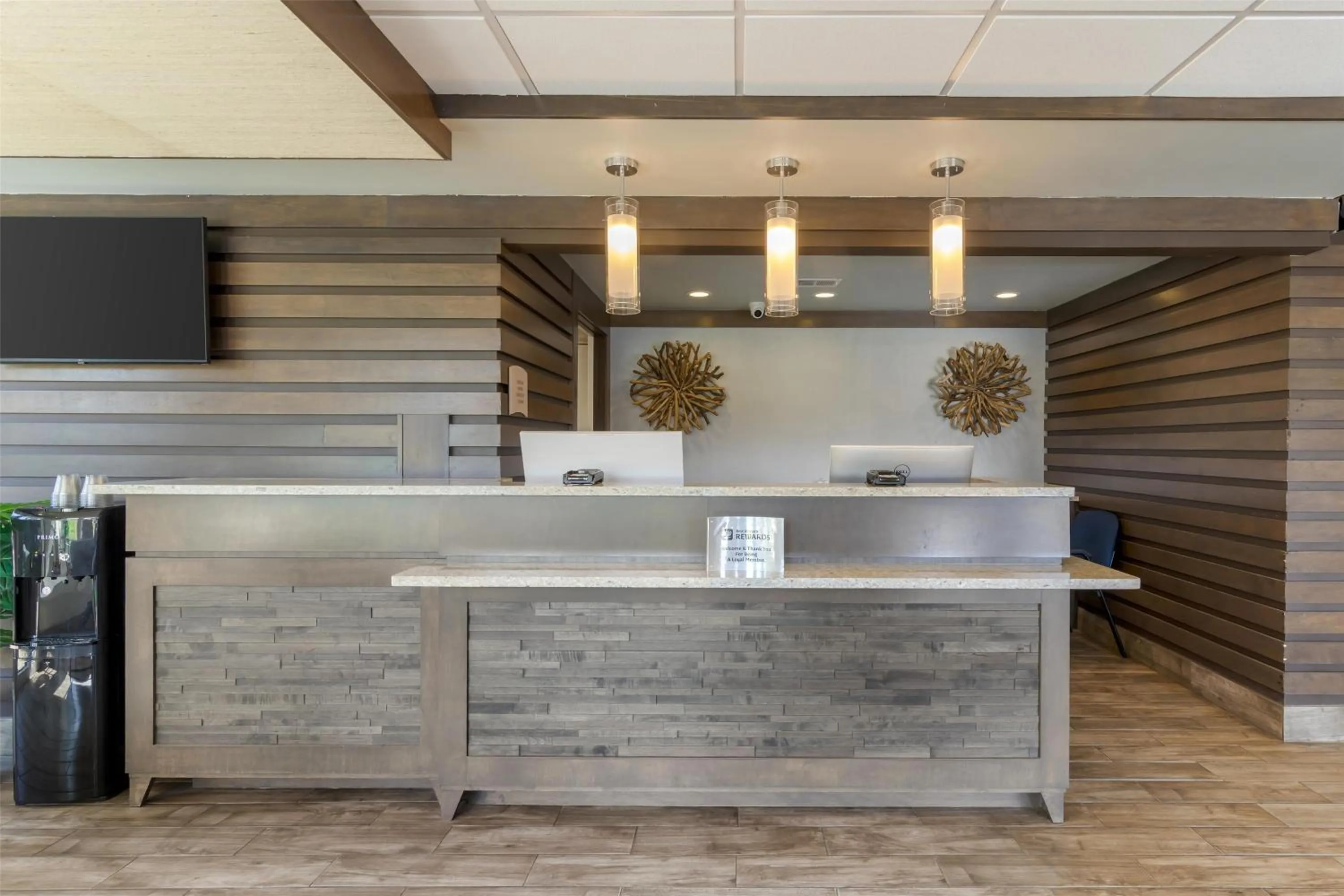 Lobby or reception in Best Western Plus Jekyll Island