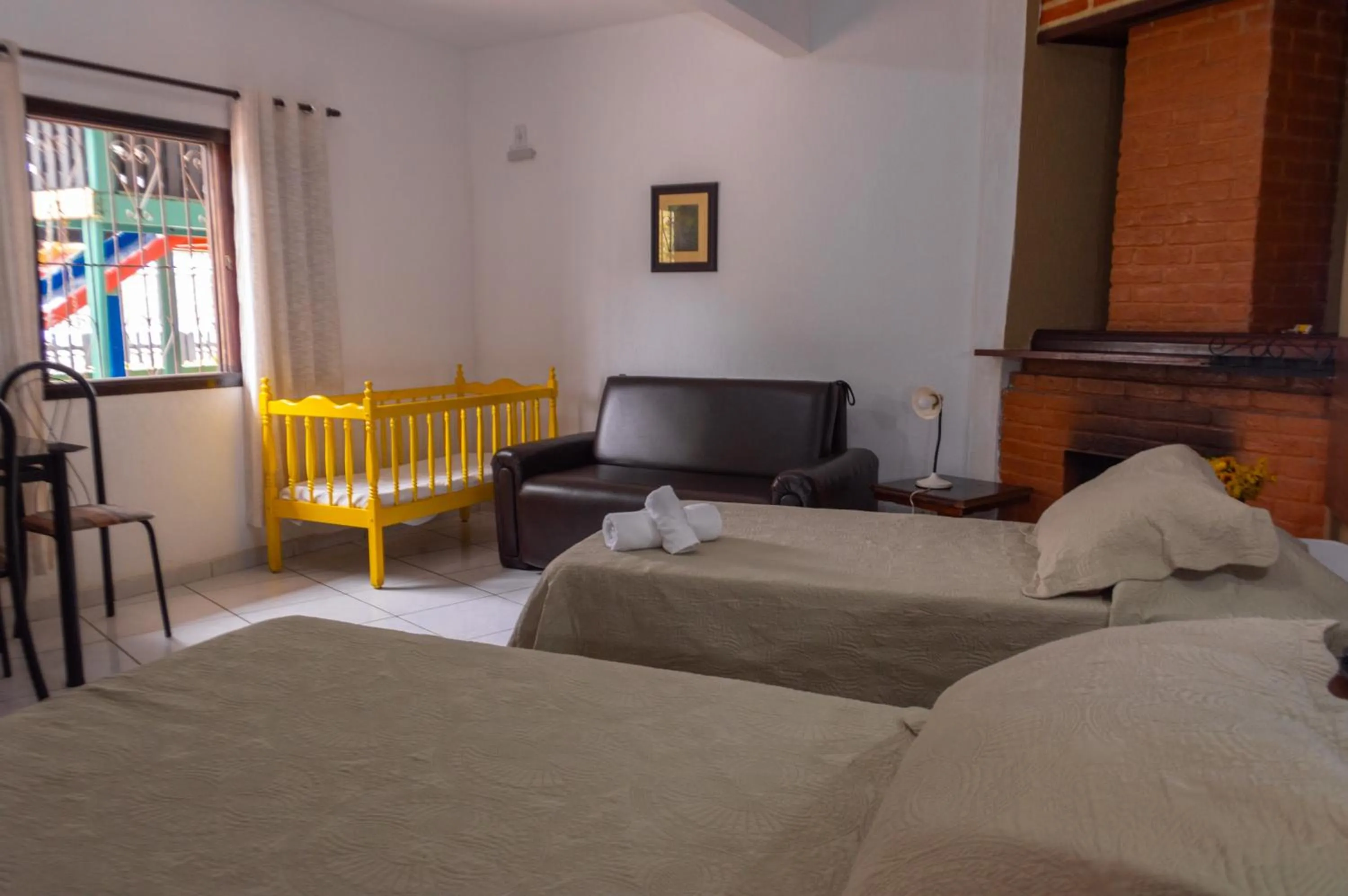 Bedroom, Bed in Hotel Halloween Inn Penedo