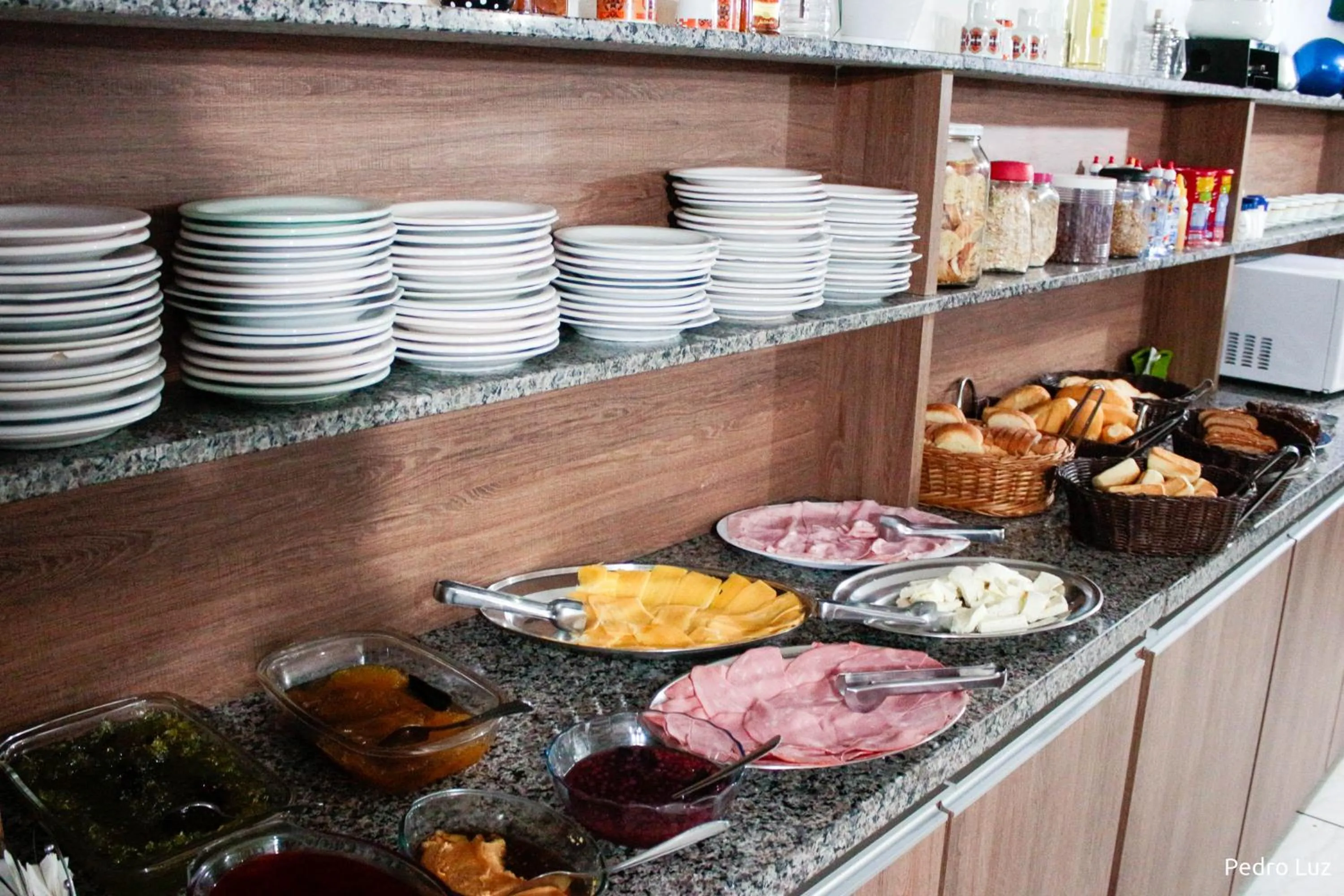Buffet breakfast in Hotel Halloween Inn Penedo