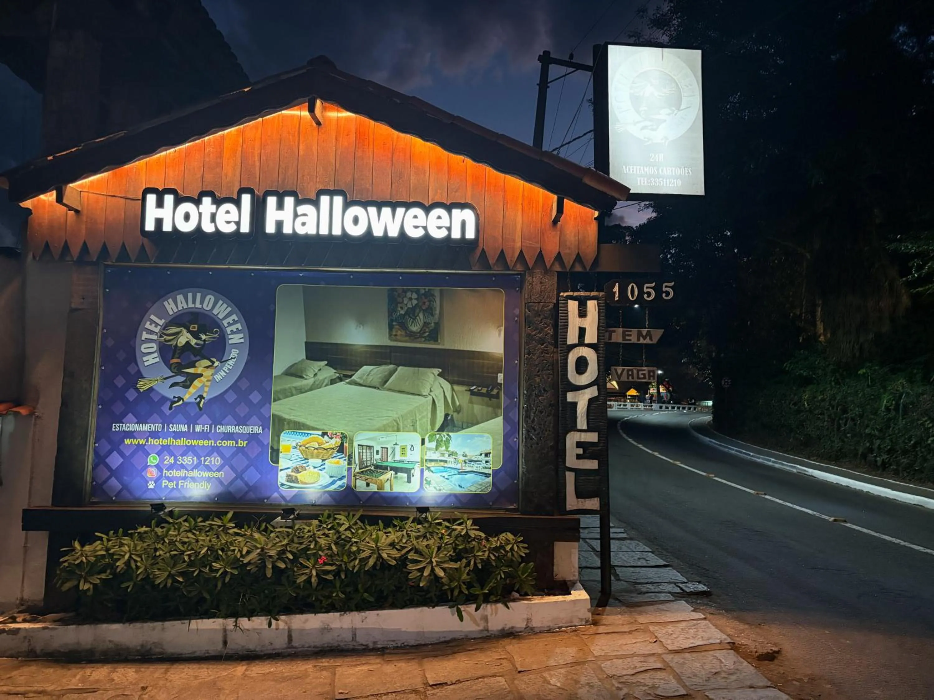 Facade/entrance in Hotel Halloween Inn Penedo