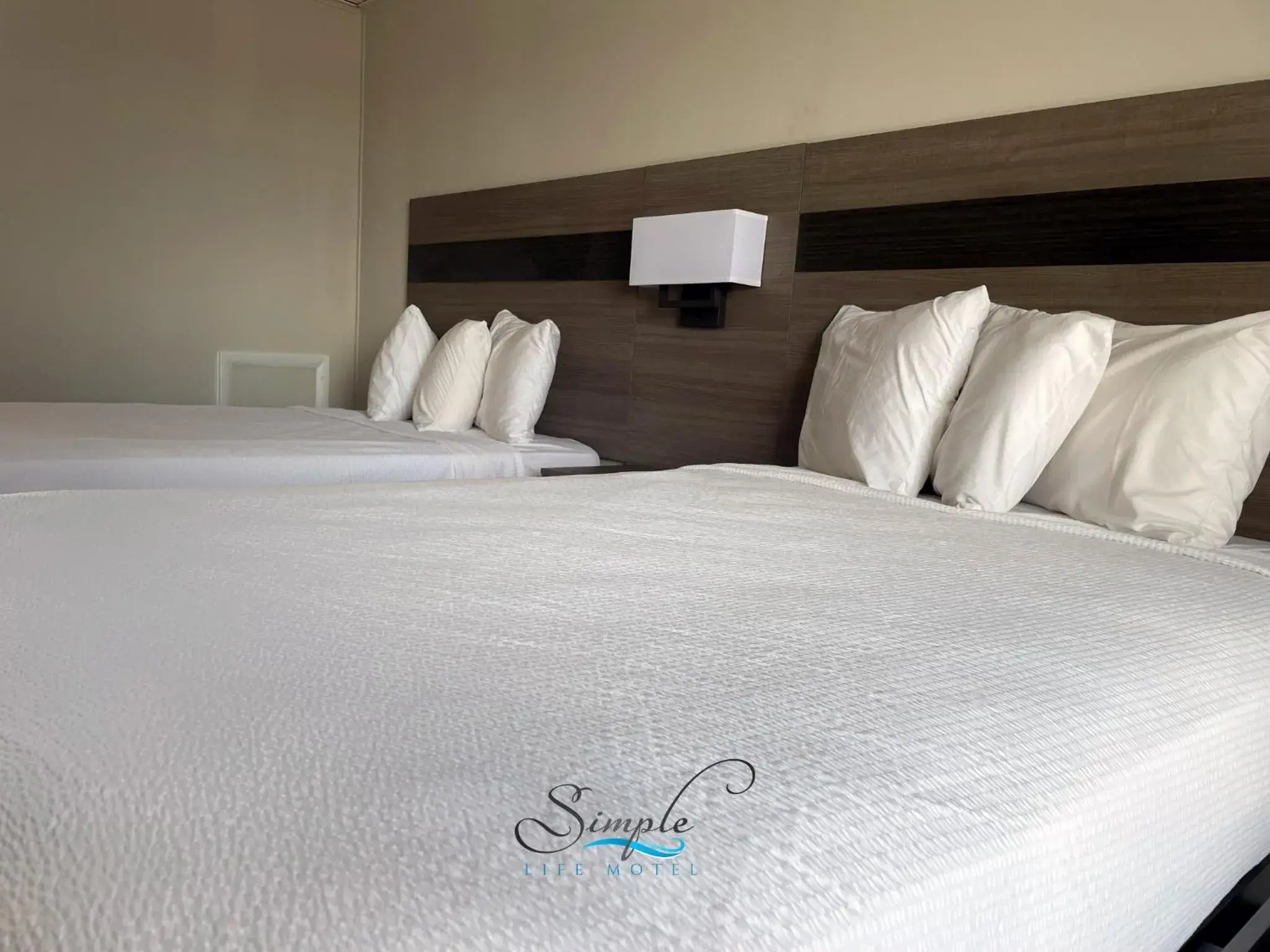 Deluxe Double Room with Balcony in Simple Life Motel Deluxe Double Room with Balcony in Simple Life Motel