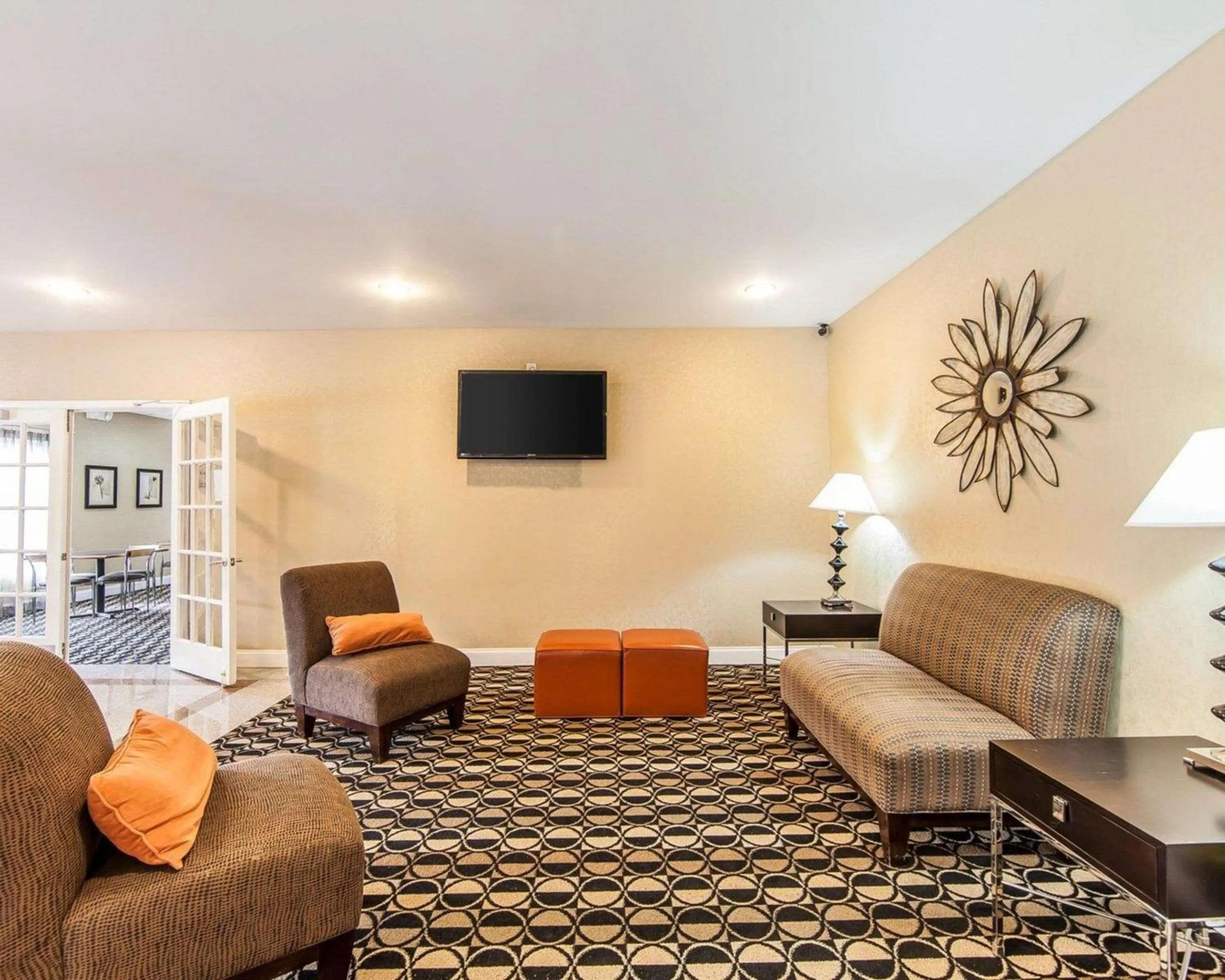 Lobby or reception in Quality Inn & Suites Bremen