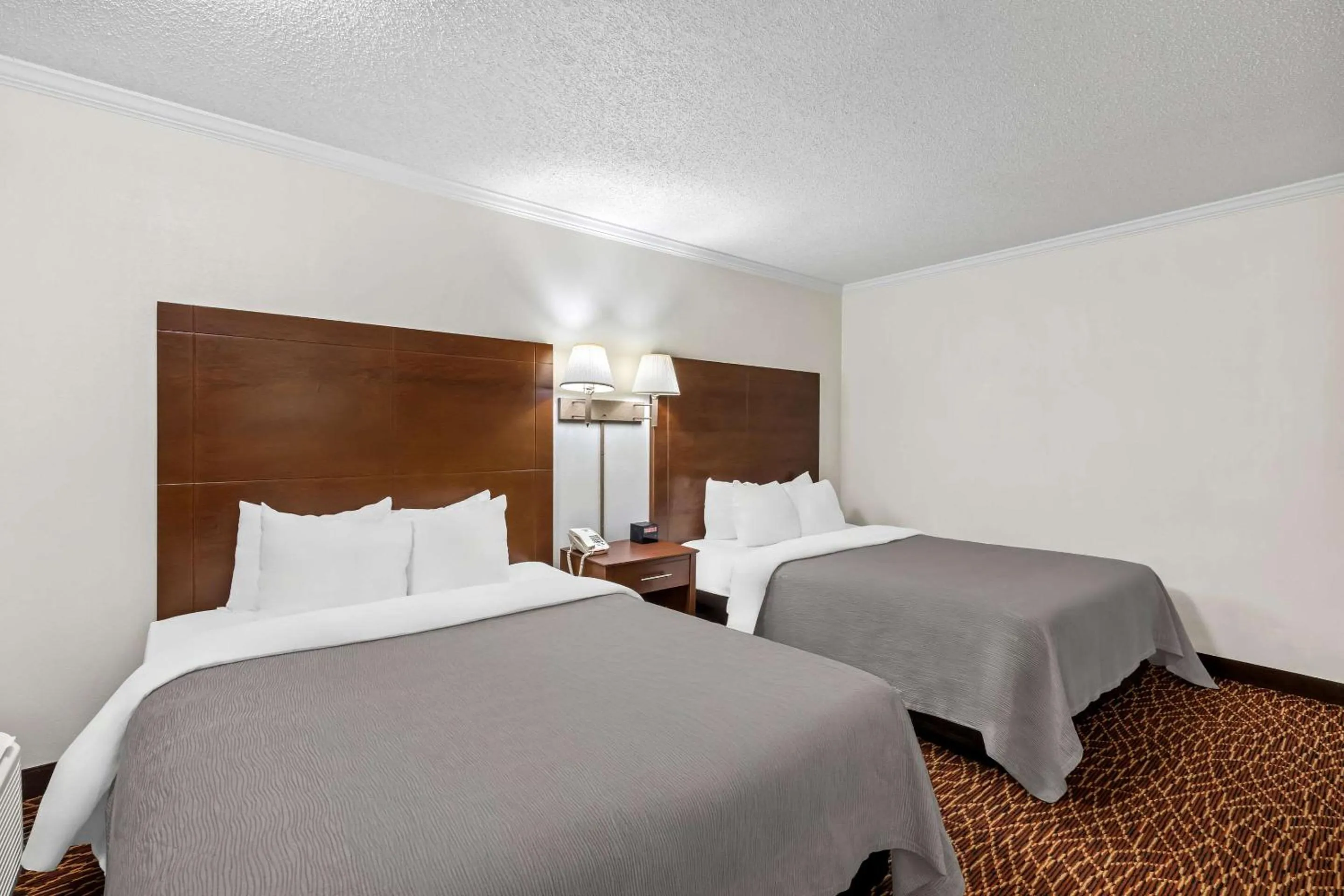 Bedroom, Bed in Quality Inn Marietta near Dobbins ARB