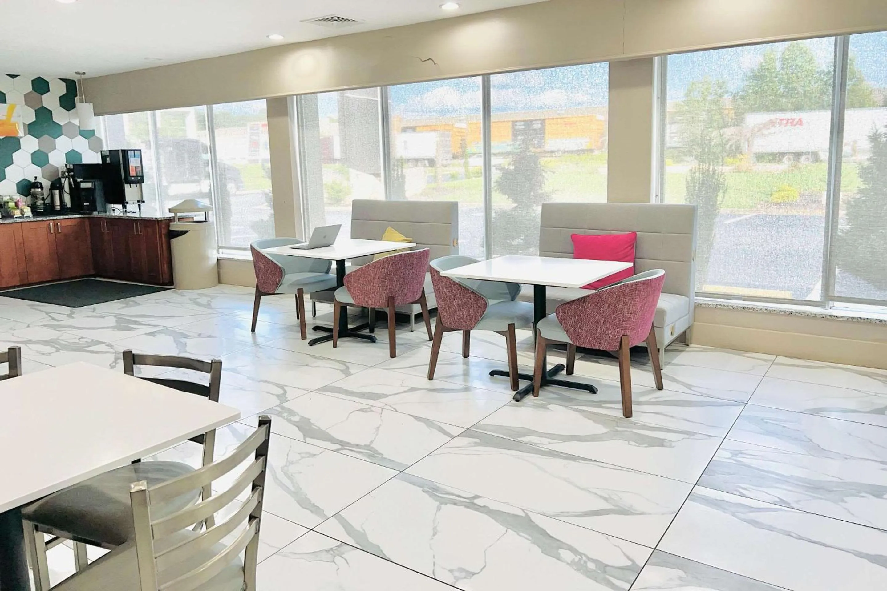 Breakfast in Quality Inn & Suites McDonough South I-75