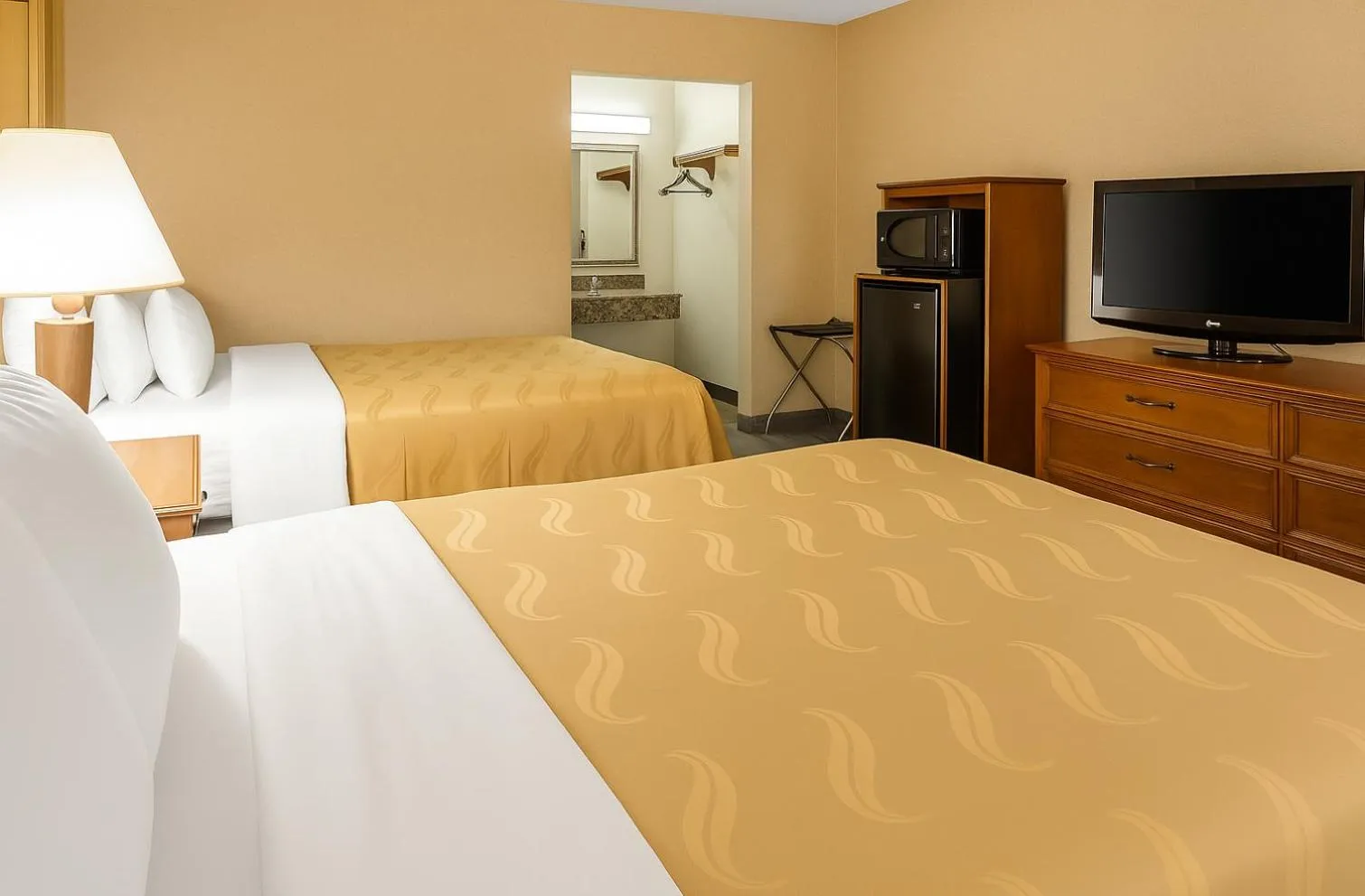 Bedroom, Bed in Quality Inn & Suites McDonough South I-75