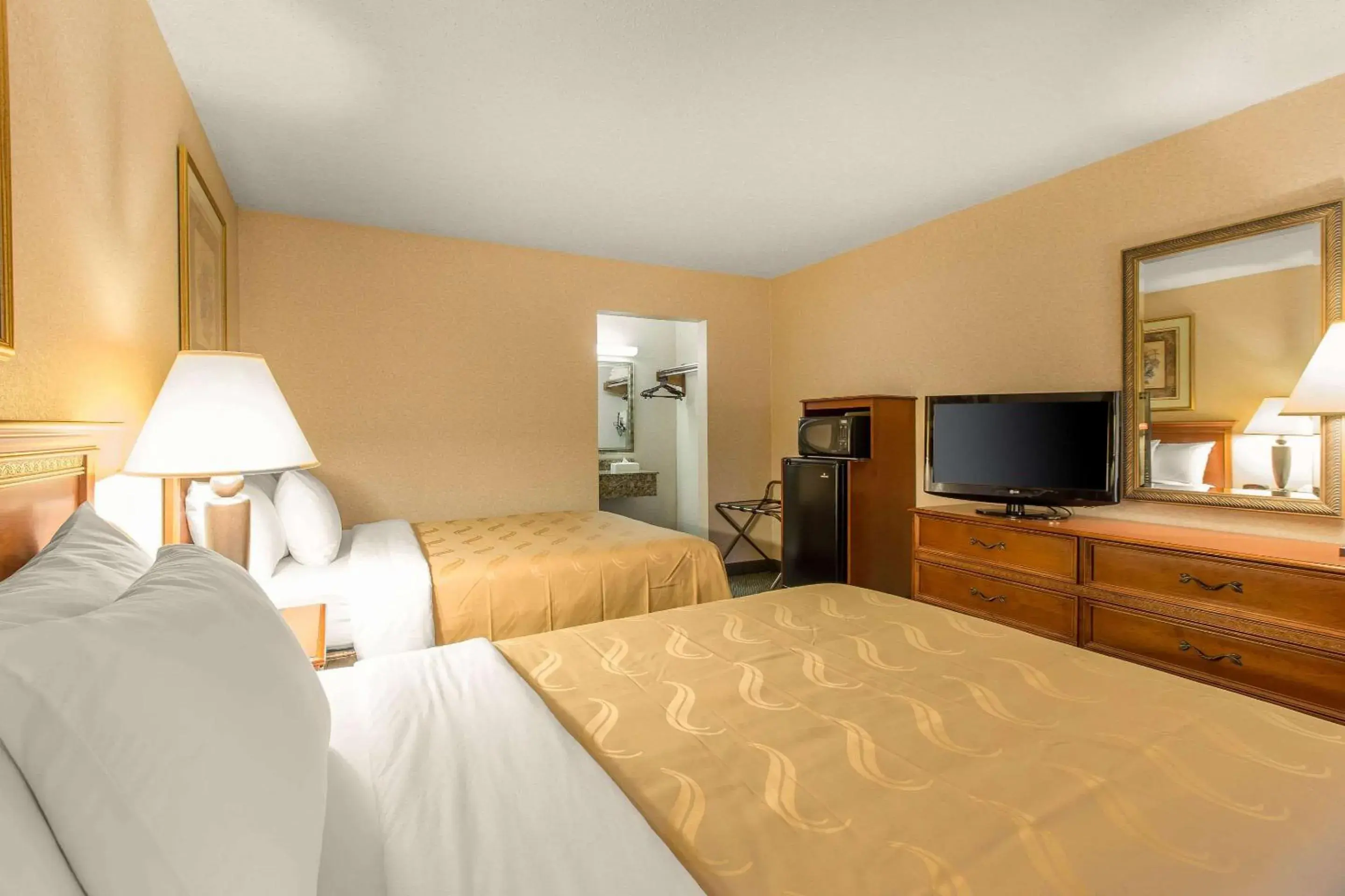 Double Room with Two Double Beds - Smoking in Quality Inn & Suites McDonough South I-75 Double Room with Two Double Beds - Smoking in Quality Inn & Suites McDonough South I-75