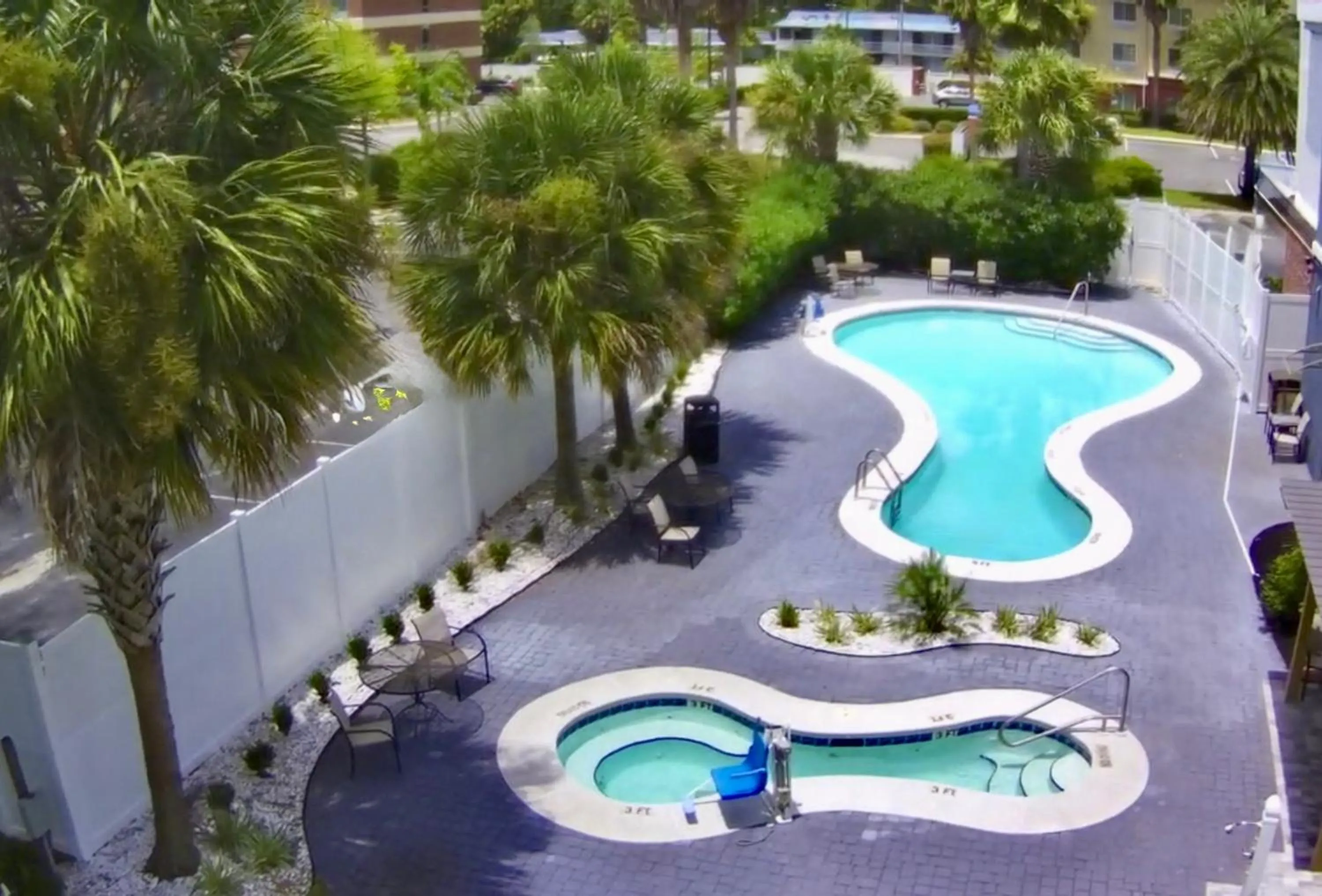 Swimming pool in Wingate by Wyndham Kings Bay Naval Base I-95