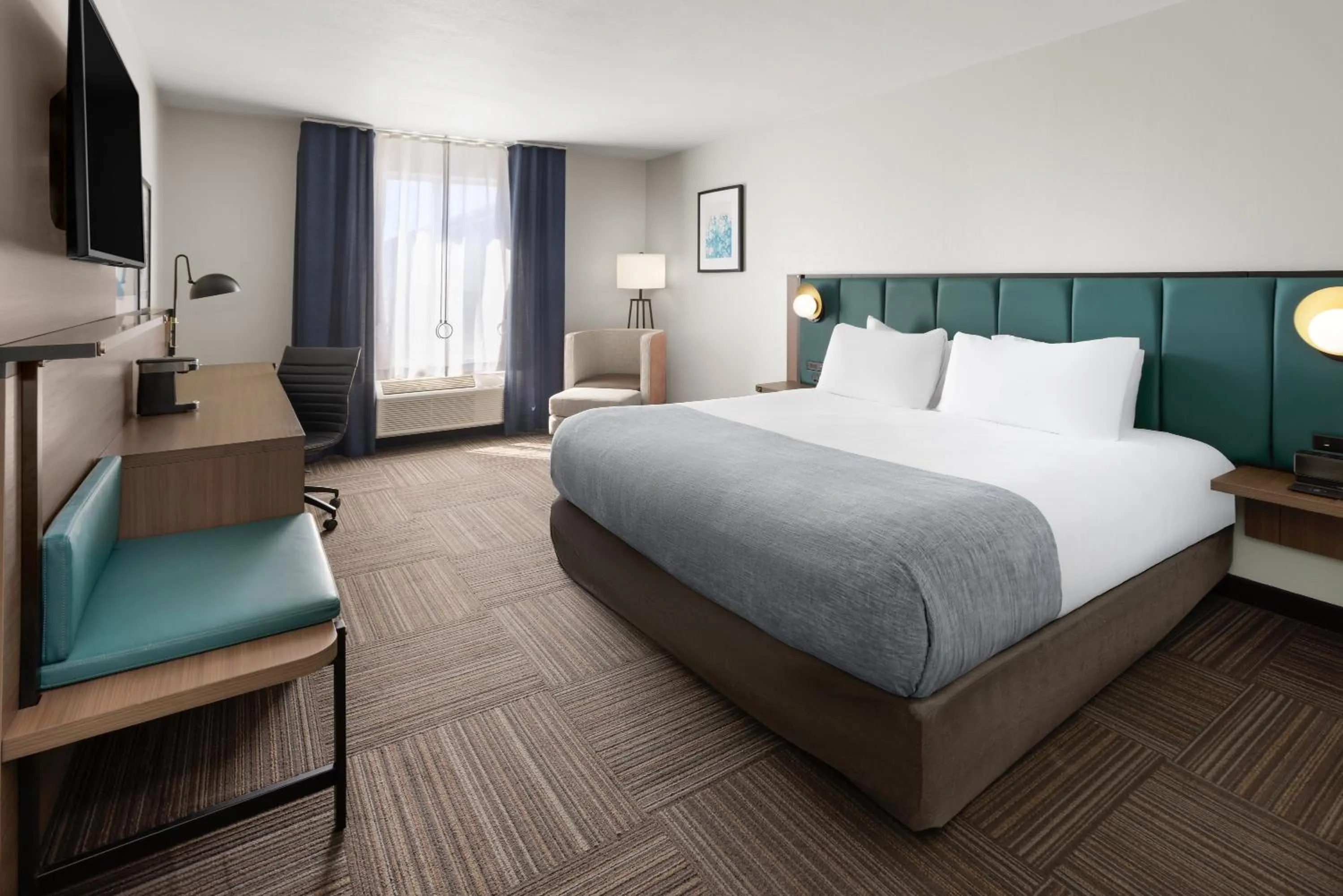 Bedroom, Bed in Wingate by Wyndham Kings Bay Naval Base I-95