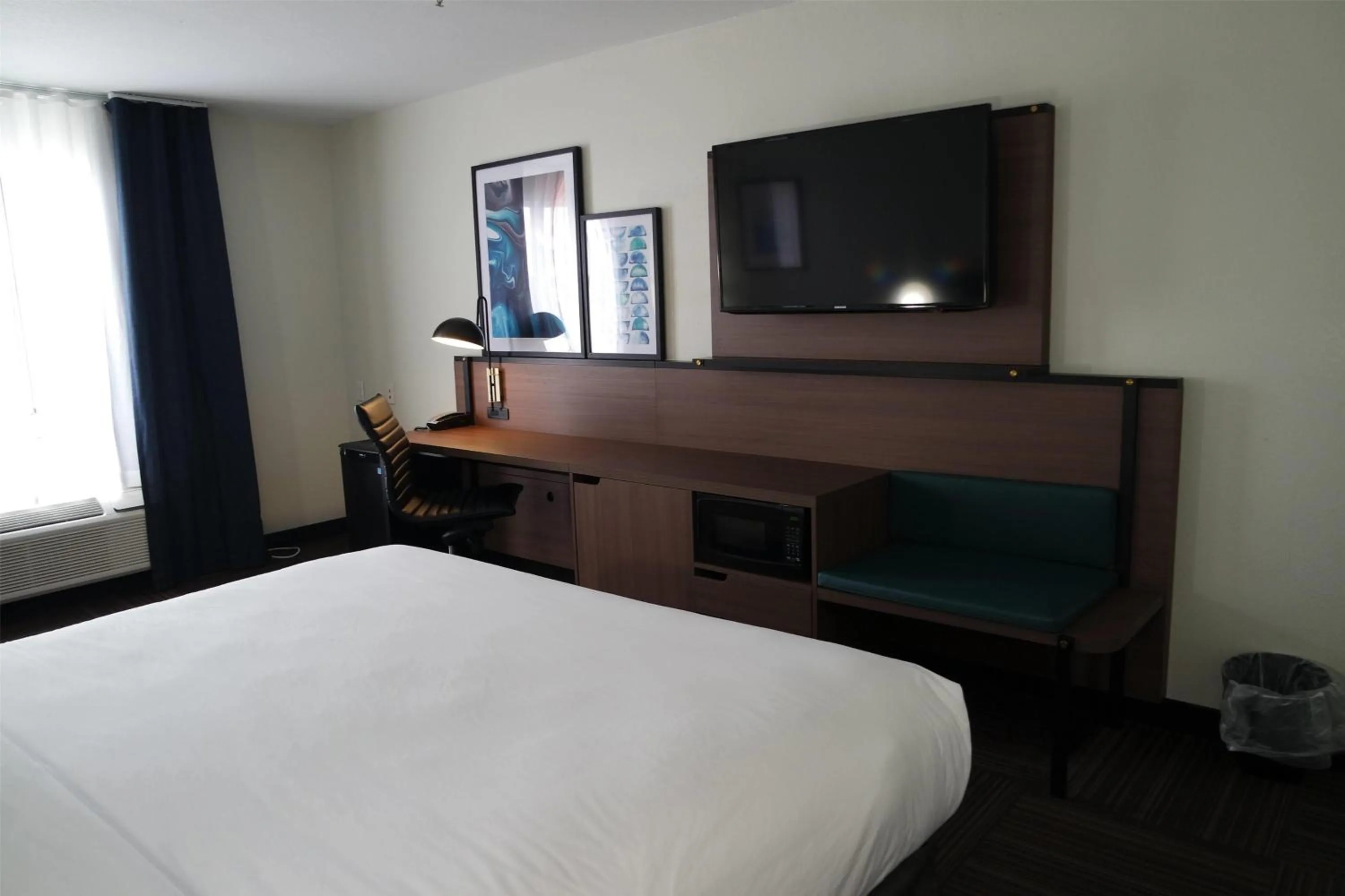 Photo of the whole room, Bed in Wingate by Wyndham Kings Bay Naval Base I-95