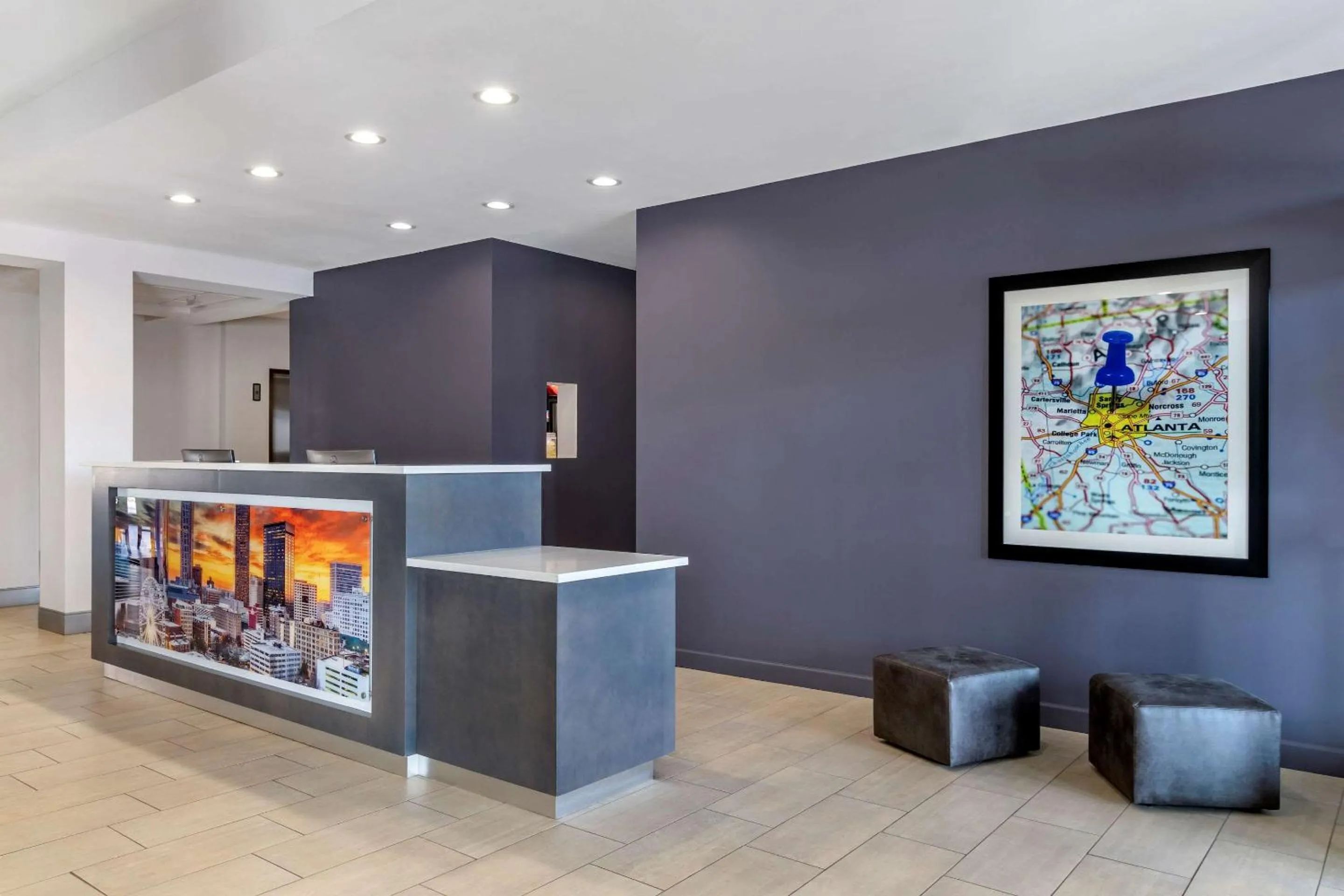 Lobby or reception in Comfort Suites McDonough Atlanta South