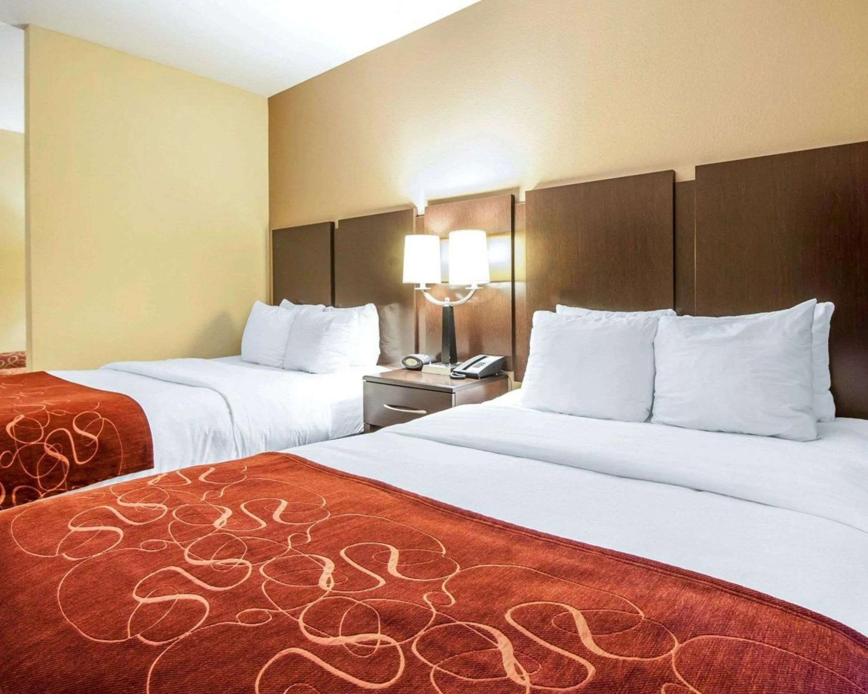 Photo of the whole room in Comfort Suites Rome