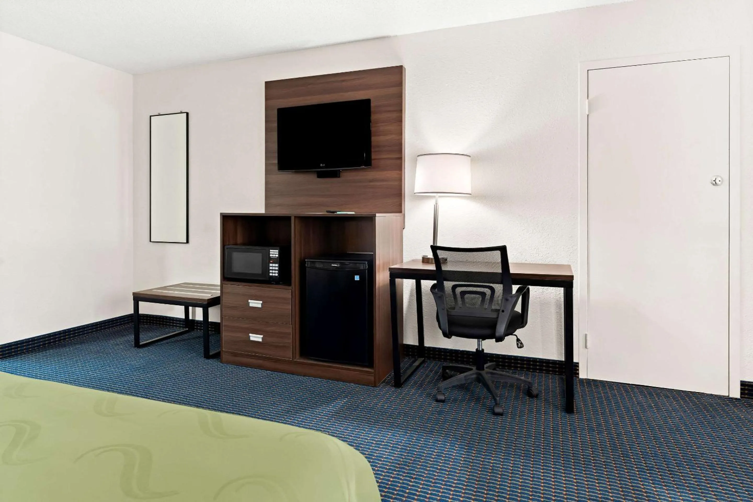 Bedroom in Quality Inn Americus