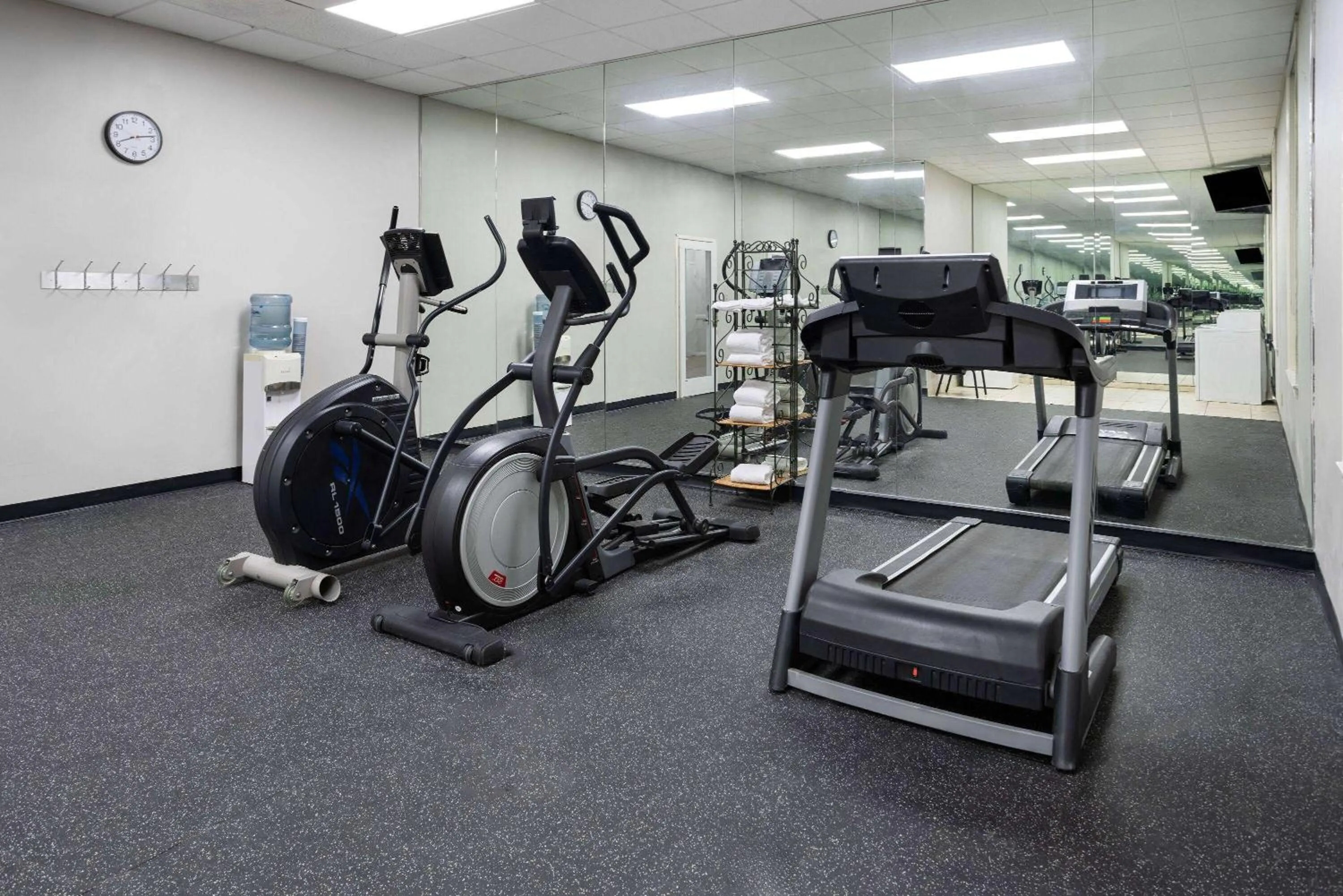 Fitness centre/facilities in Days Inn by Wyndham Hinesville Near Fort Stewart, Newly Renovated, Free Hot Breakfast, Restaurant and Bar
