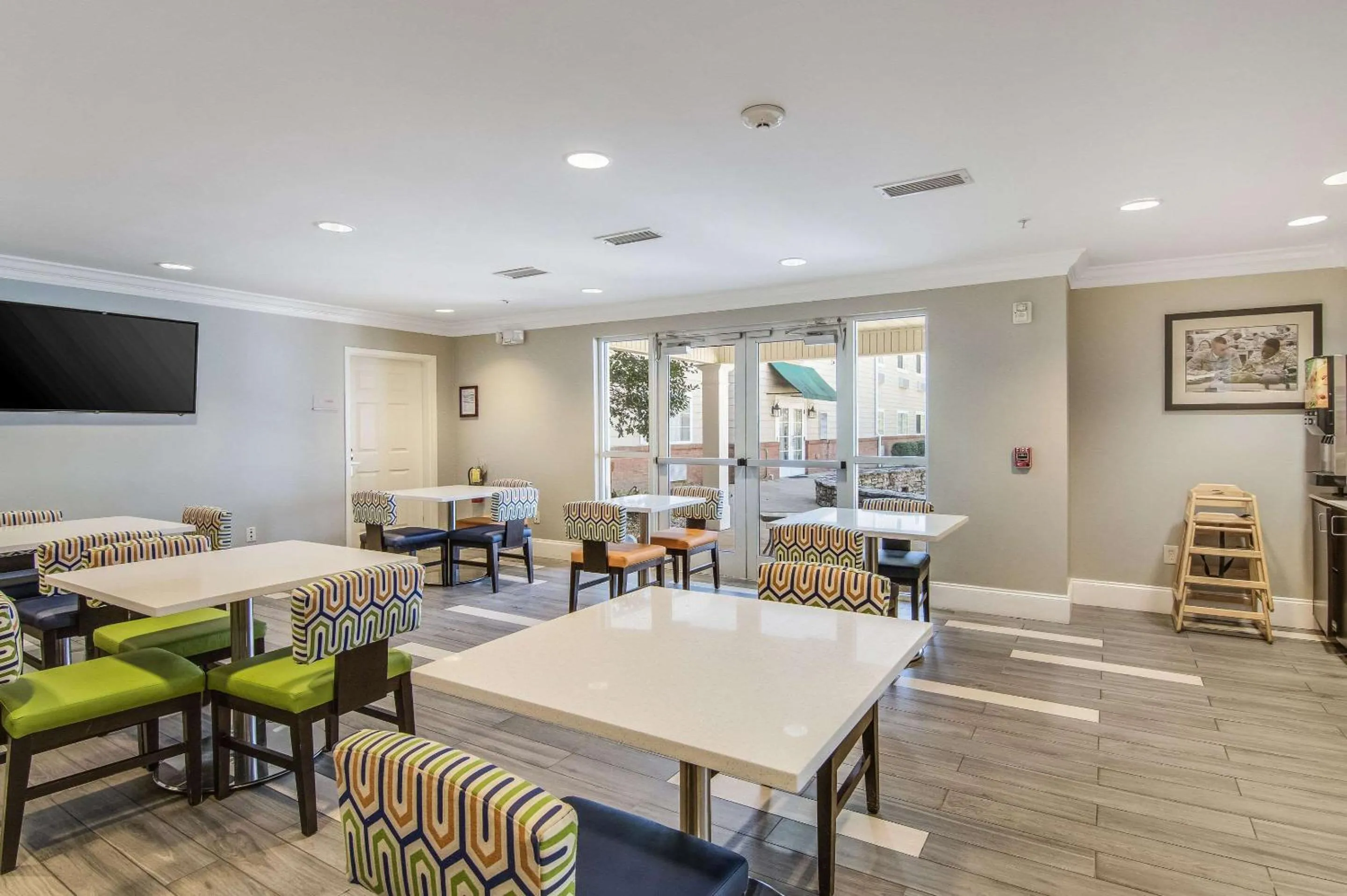 Restaurant/places to eat in Sleep Inn & Suites Columbus near Fort Benning