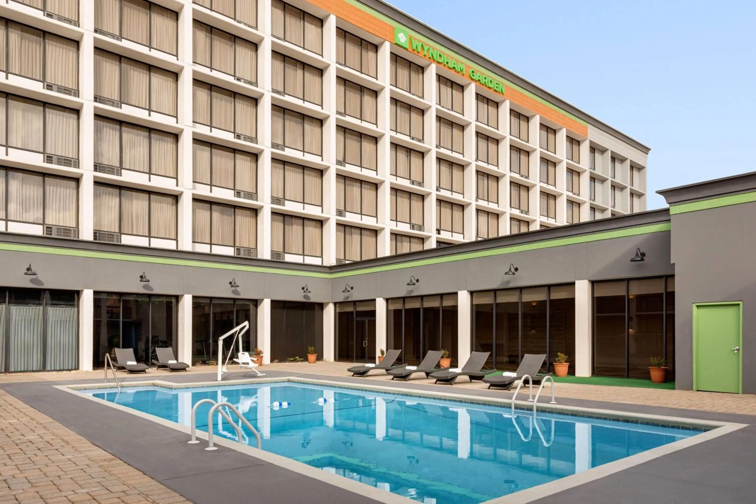 Pool view in Wyndham Garden Atlanta Airport
