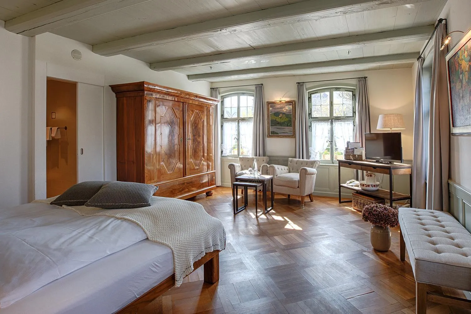 Bed in Romantik Hotel Bären Dürrenroth