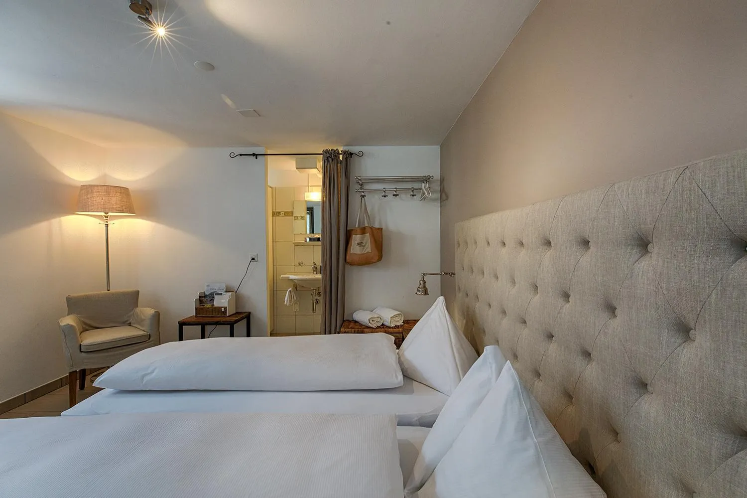 Bed in Romantik Hotel Bären Dürrenroth