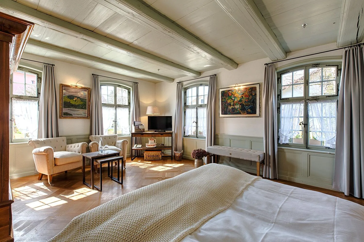 Photo of the whole room, Bed in Romantik Hotel Bären Dürrenroth