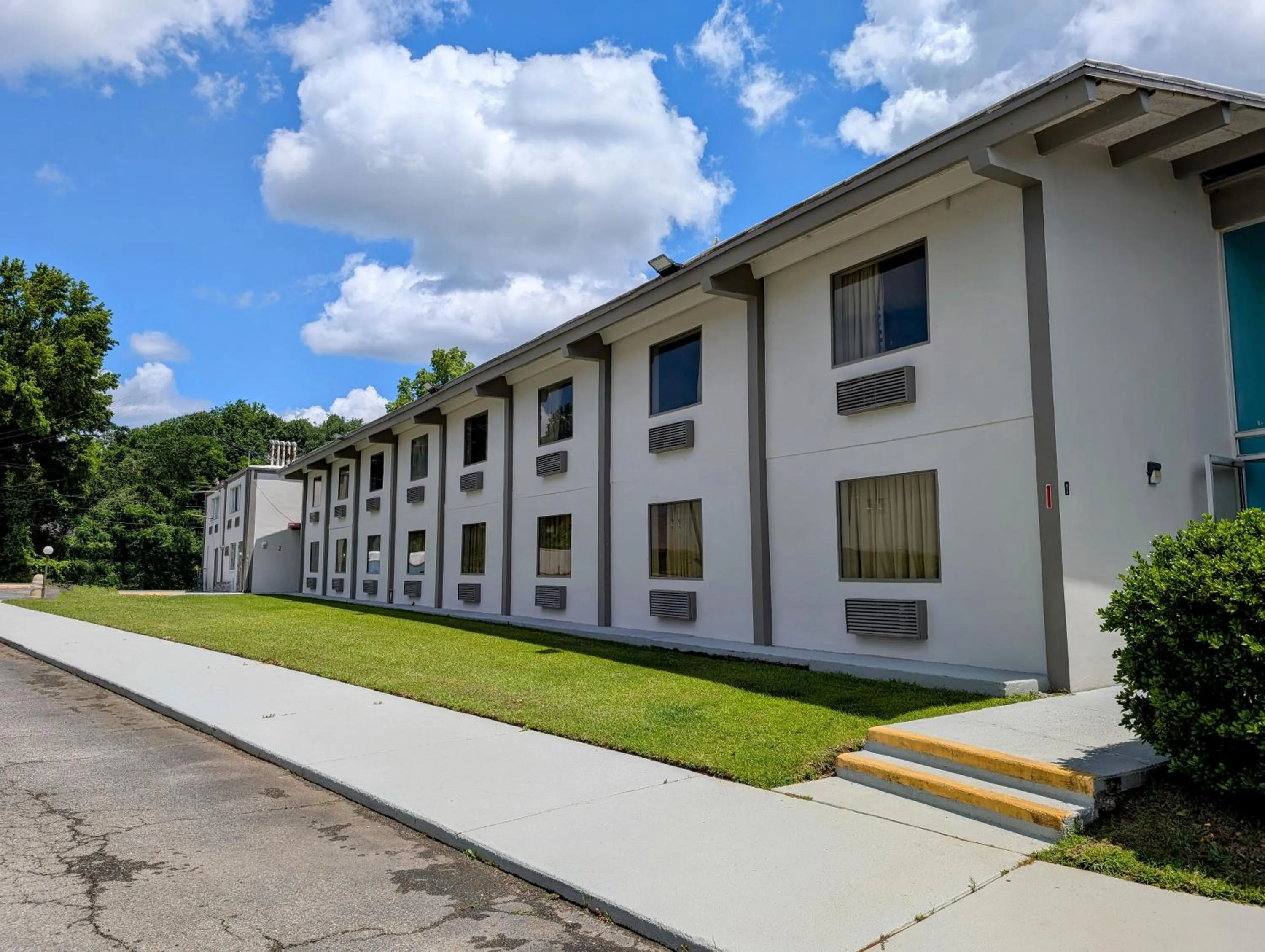 Property building in Travelodge by Wyndham Forsyth