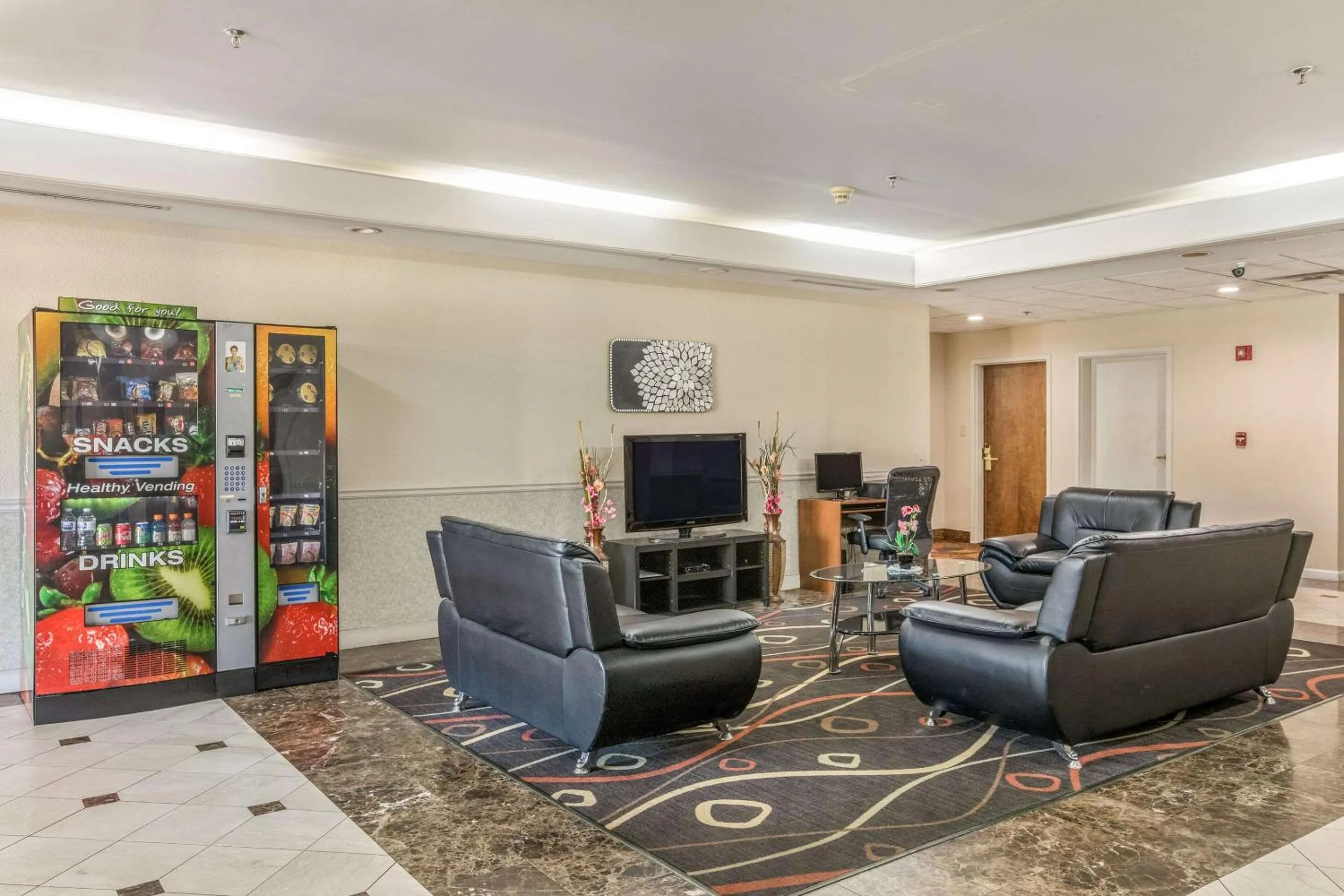 Lobby or reception in Econo Lodge Inn & Suites Marietta near Dobbins ARB