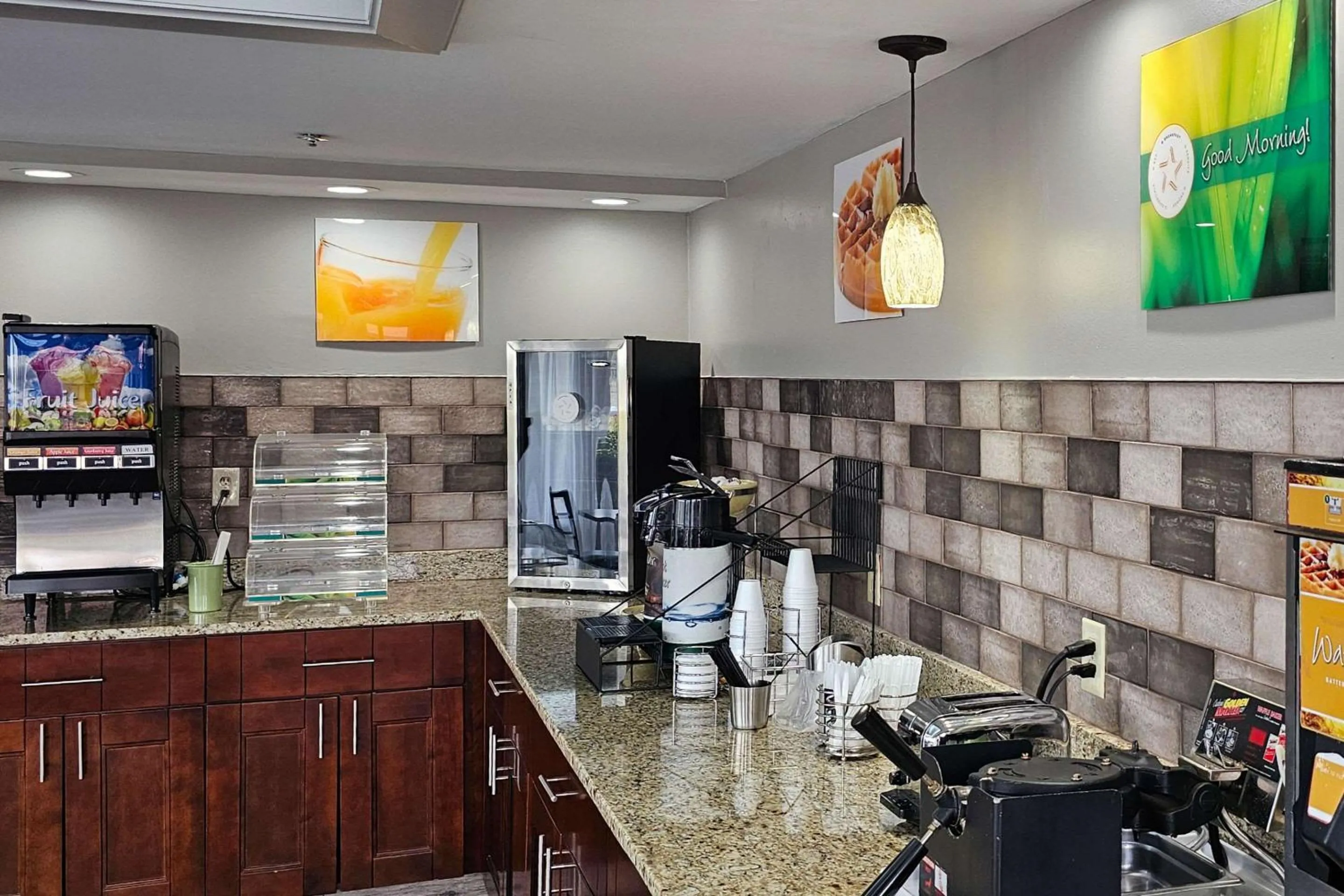 Breakfast in Quality Inn near Six Flags Douglasville