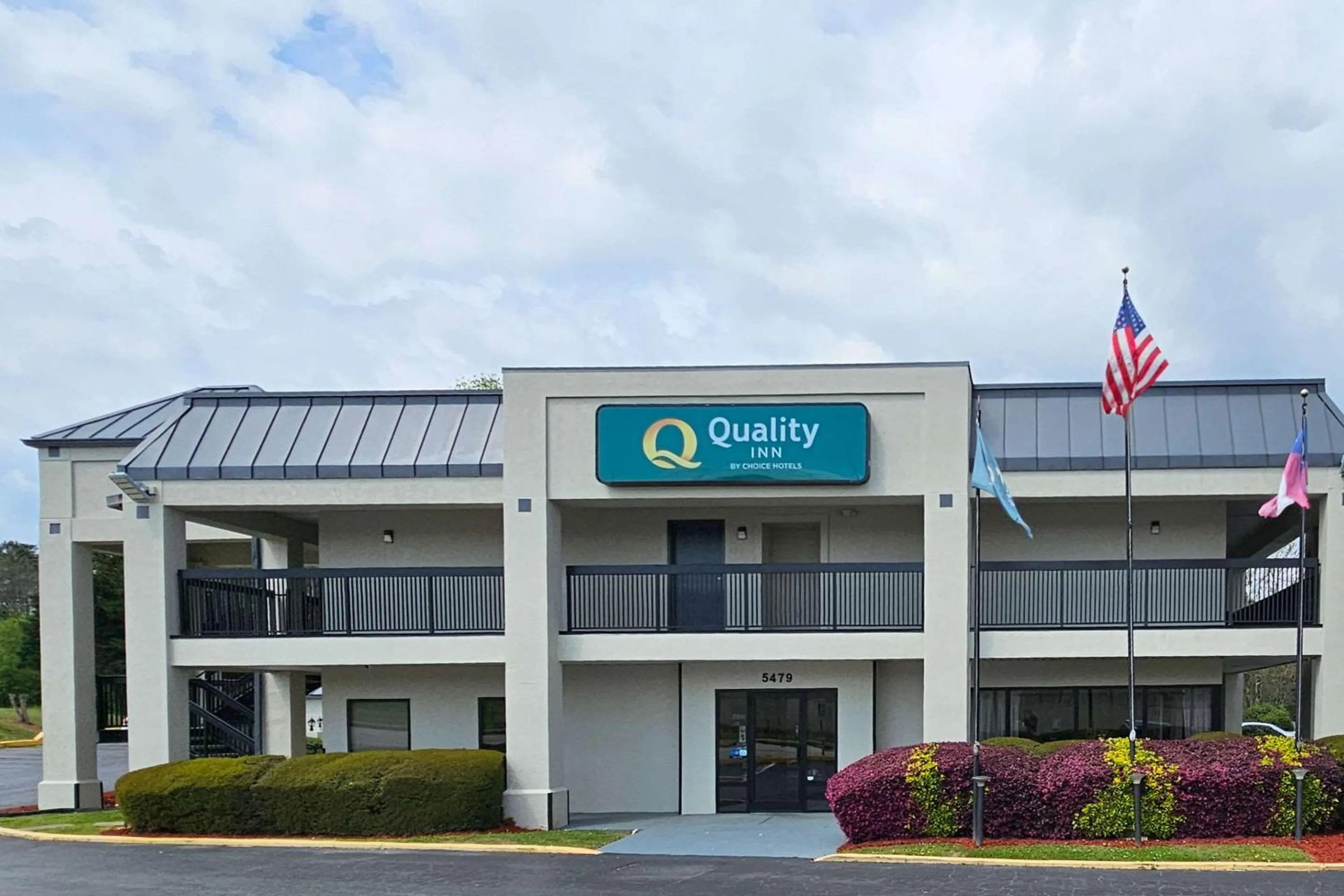 Property building in Quality Inn near Six Flags Douglasville