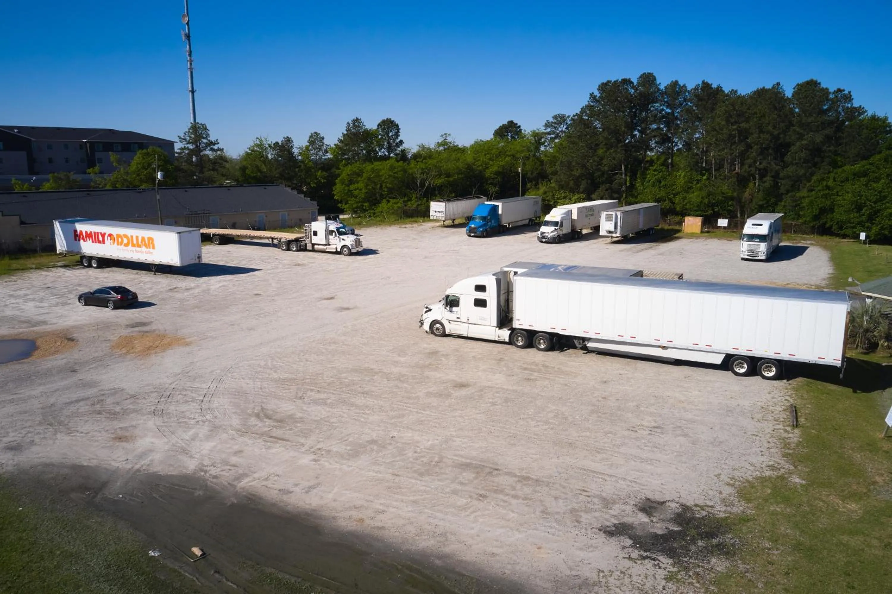 Parking in Comfort Inn & Suites Augusta West Near Fort Gordon