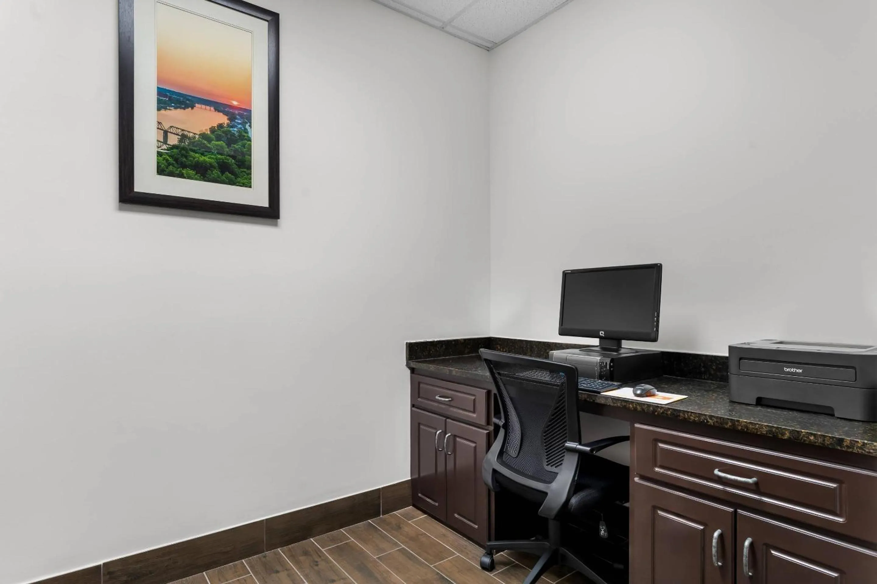 Business facilities in Comfort Inn & Suites Augusta West Near Fort Gordon