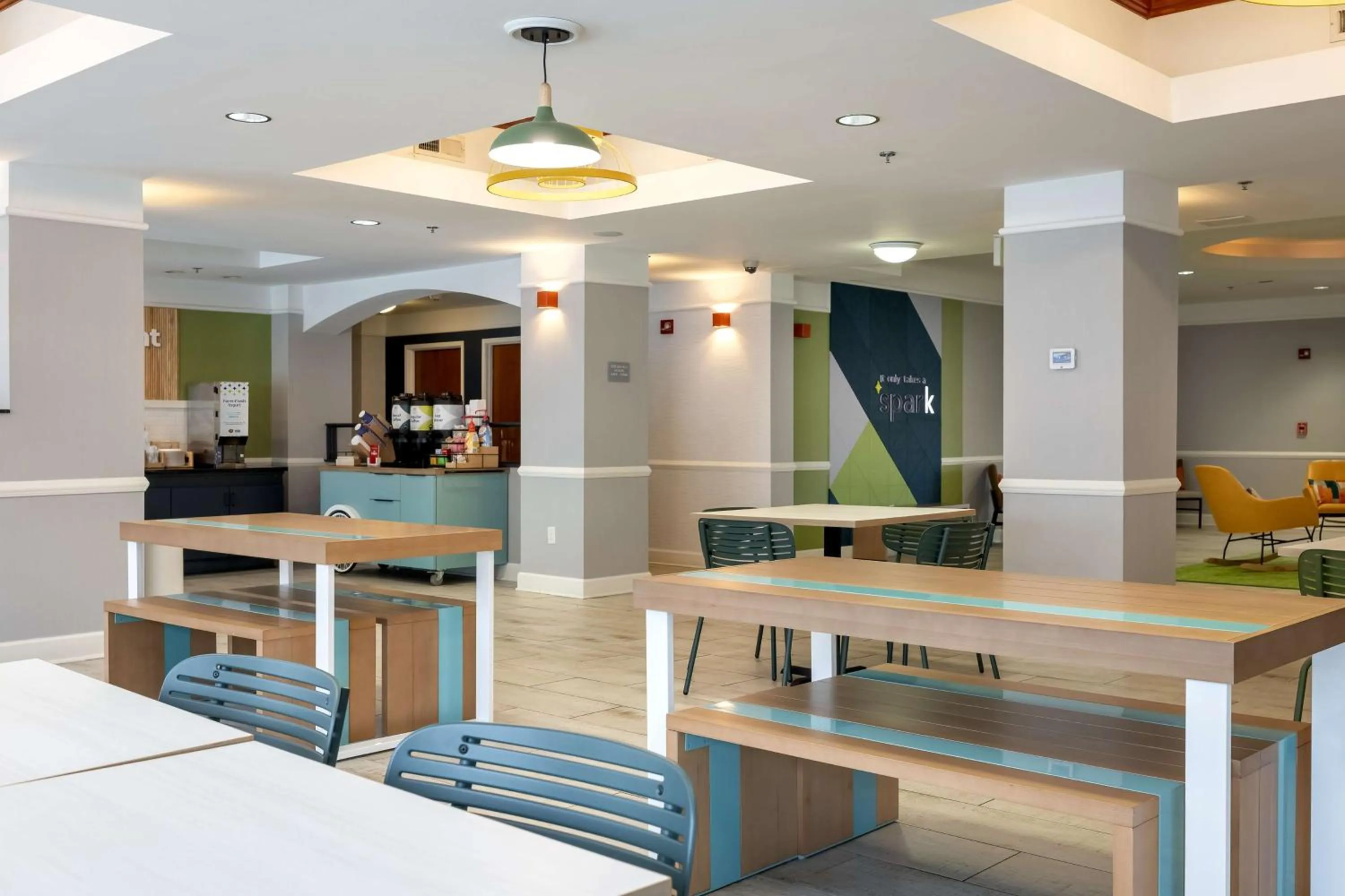 Breakfast in Spark by Hilton Savannah Airport