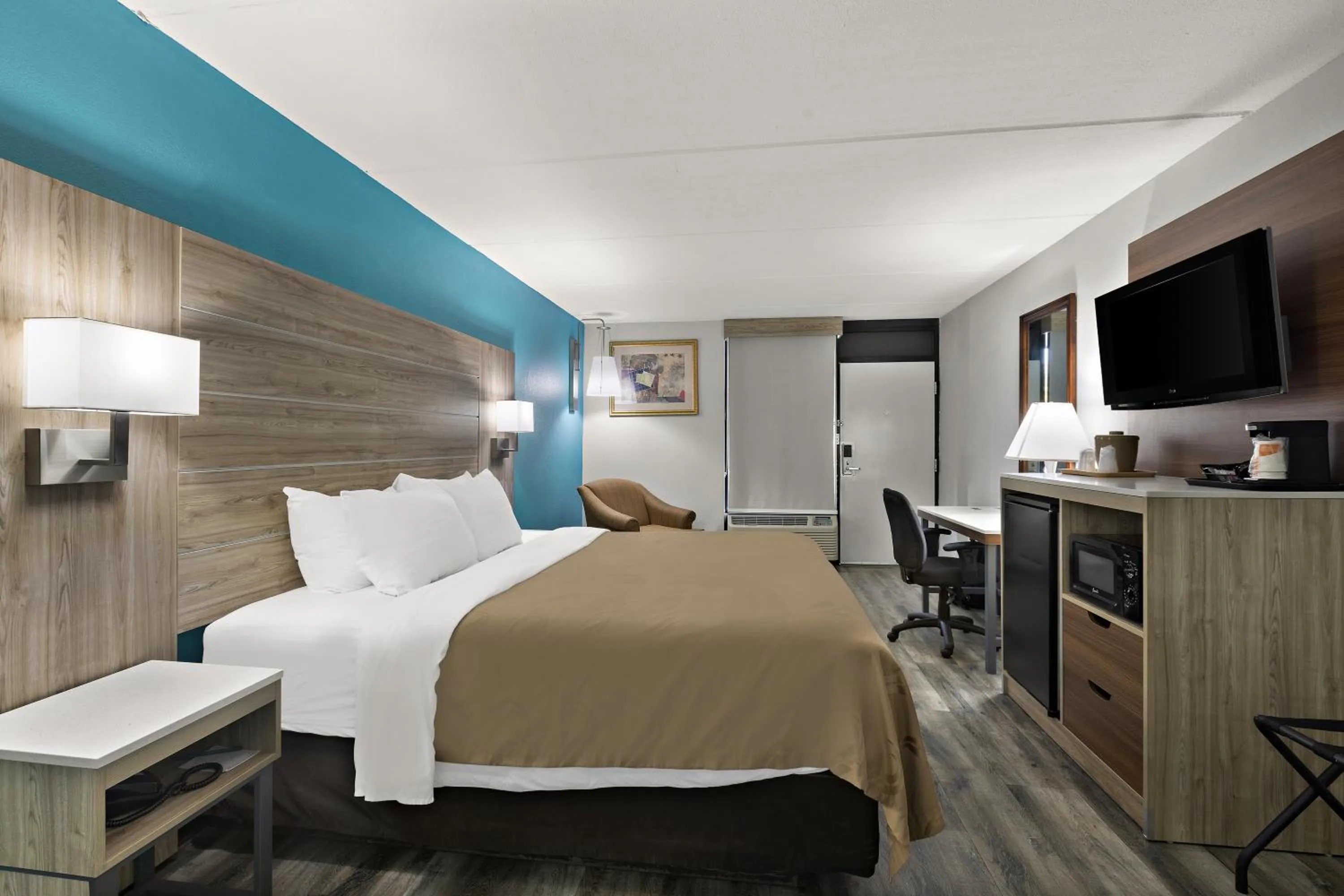 Bed in Quality Inn & Suites Vidalia