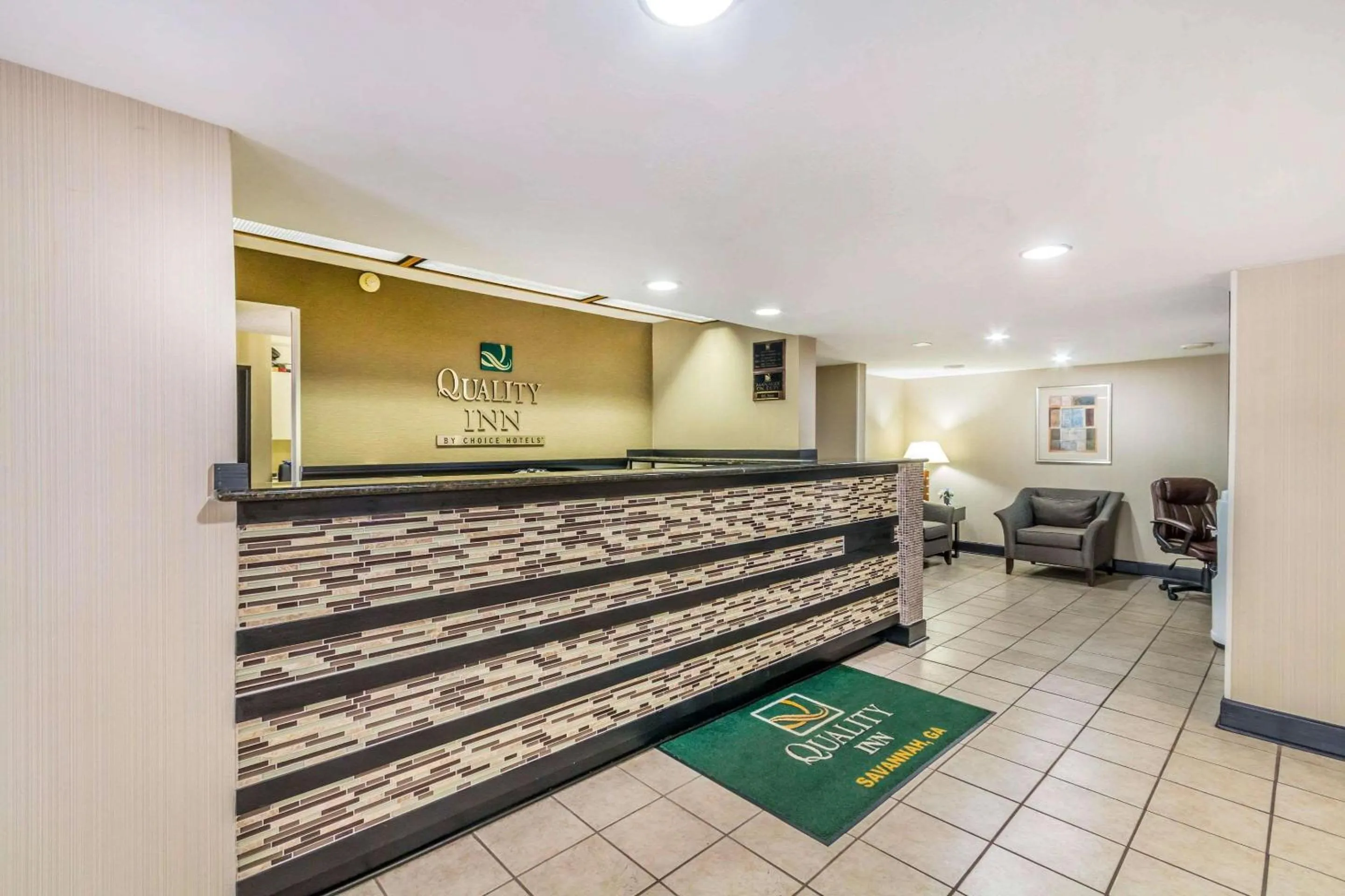 Lobby or reception in Quality Inn Savannah I-95