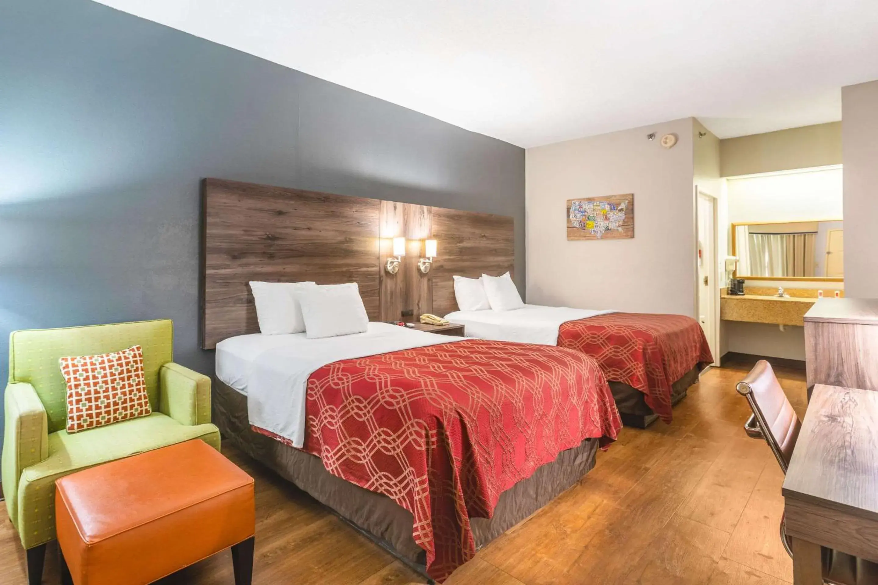 Queen Room with Two Queen Beds - Non-Smoking in Royal Palms Inn Queen Room with Two Queen Beds - Non-Smoking in Royal Palms Inn