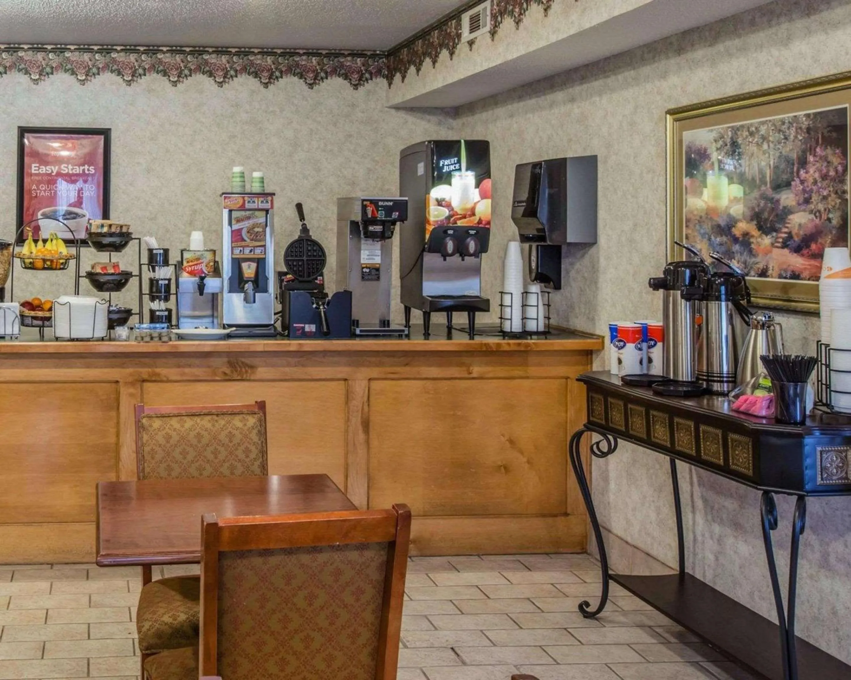 Restaurant/places to eat in Econo Lodge Villa Rica