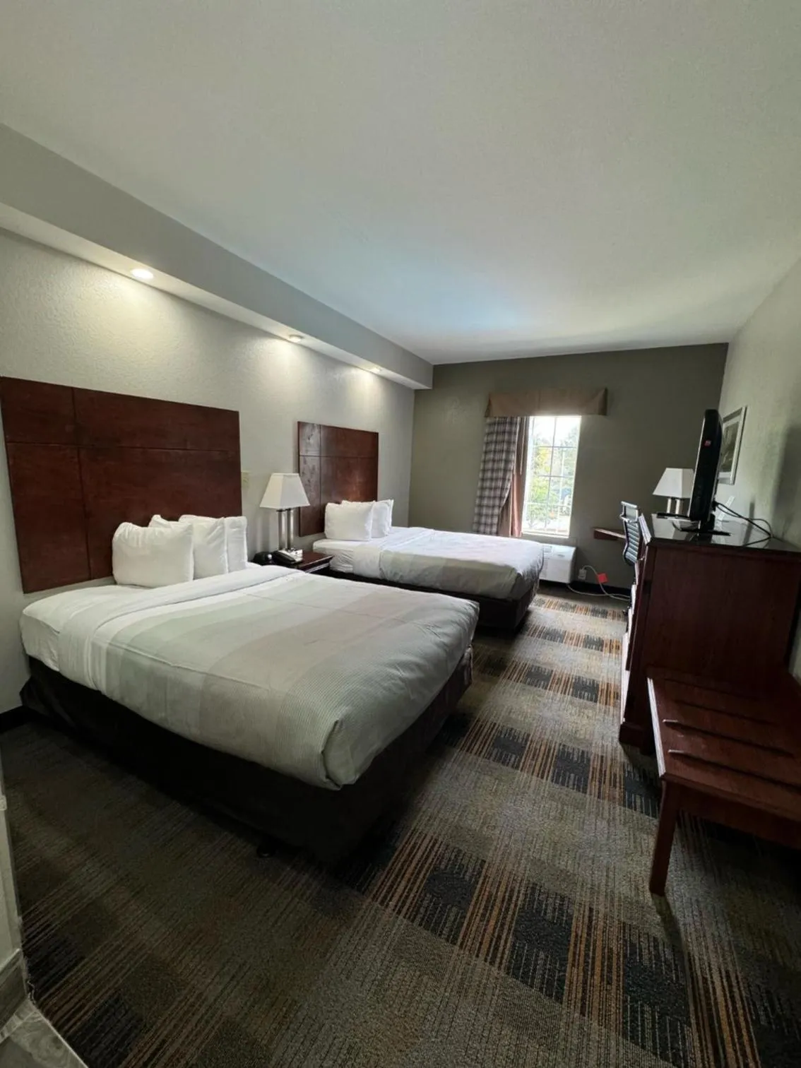 Bed in Quality Inn Newnan - Atlanta South