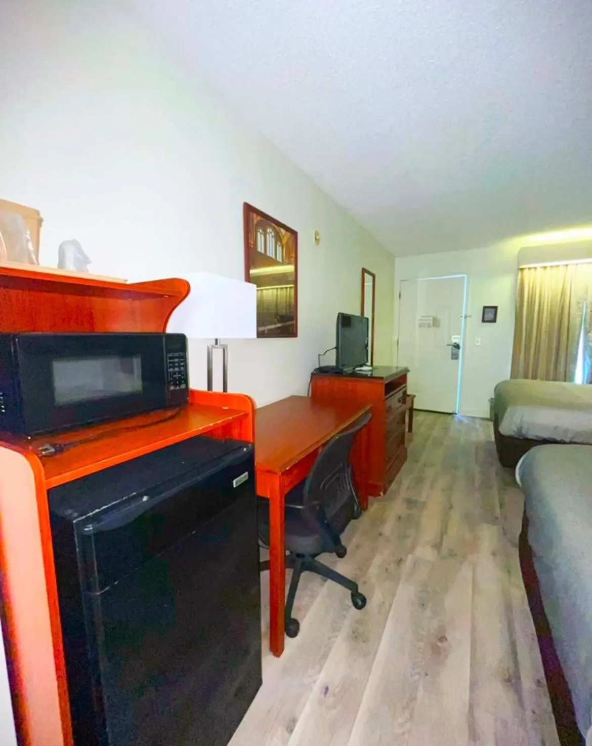 Photo of the whole room, Bed in Quality Inn