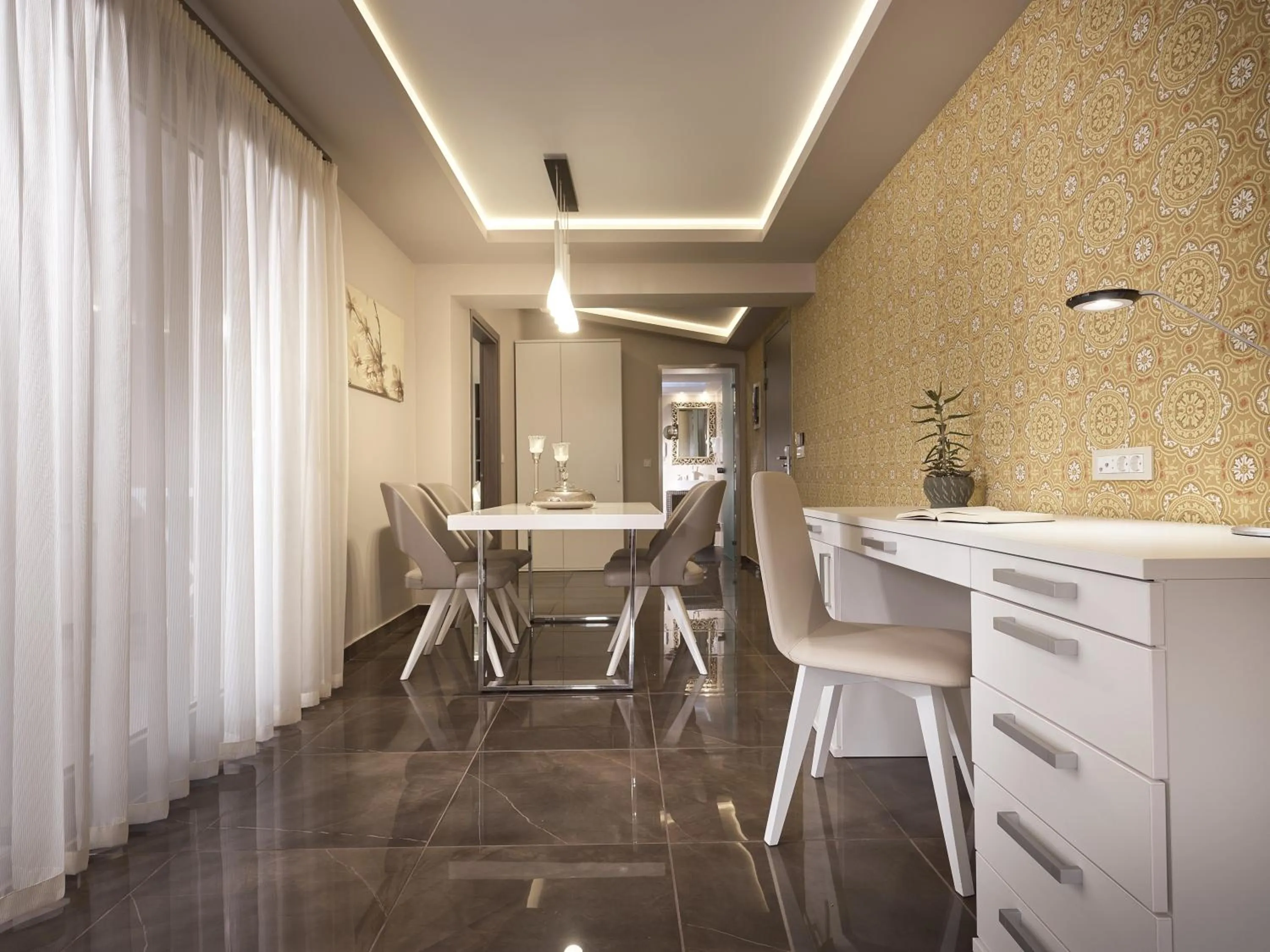 Dining area in Koukounaria Hotel & Suites