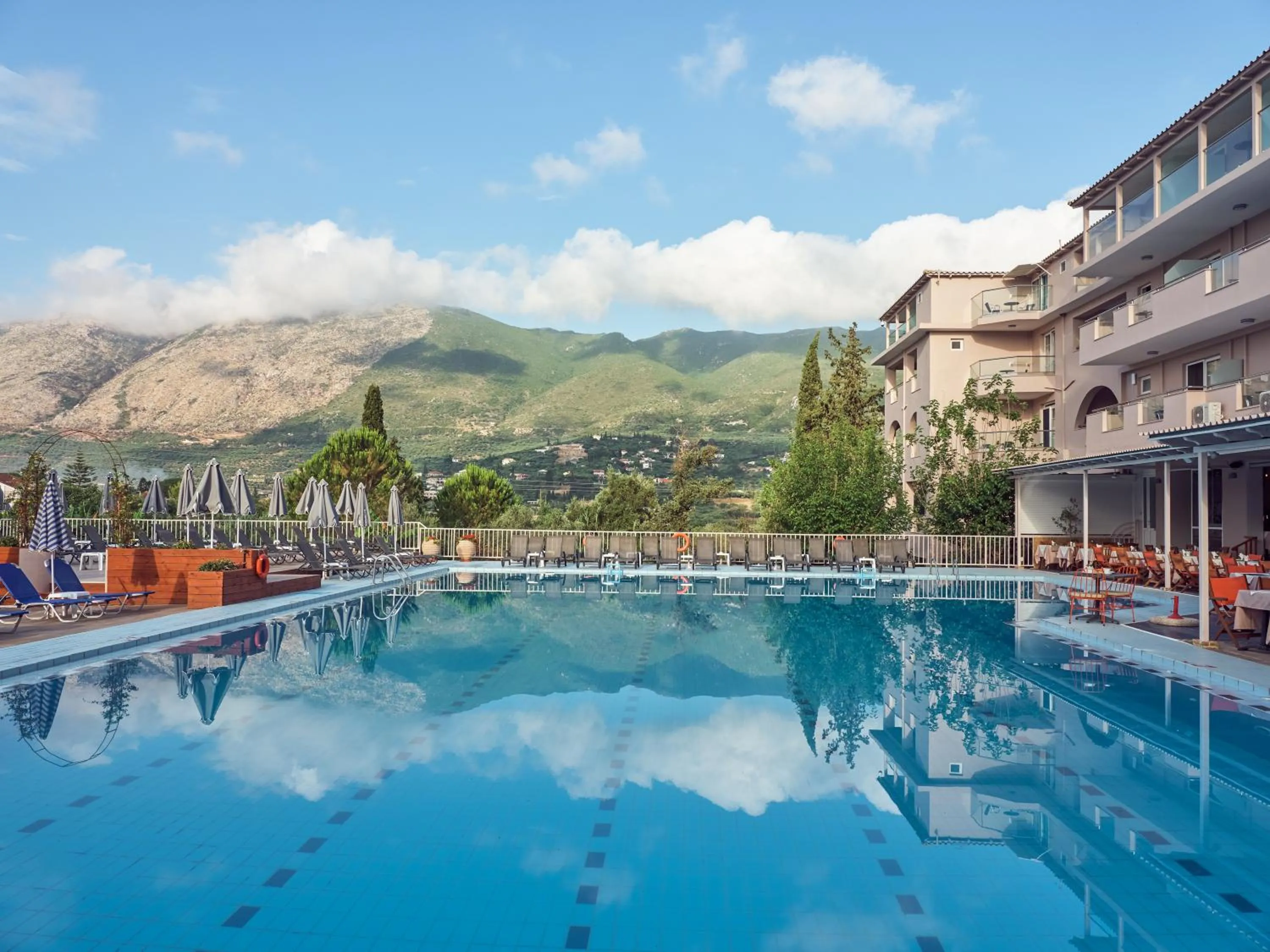 Swimming pool in Koukounaria Hotel & Suites